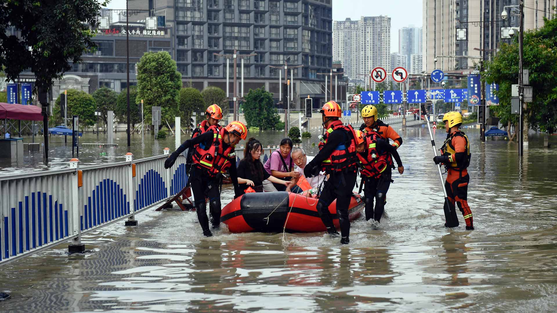 Image for the title: 15 dead after heavy rain, floods in China coal region 