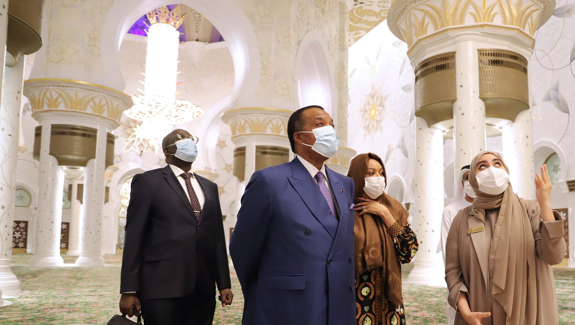 Image for the title: President of Congo visits Sheikh Zayed Grand Mosque 