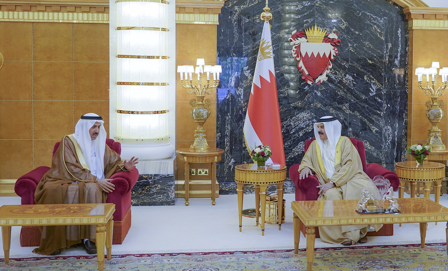 Image for the title: King of Bahrain receives FNC Speaker 