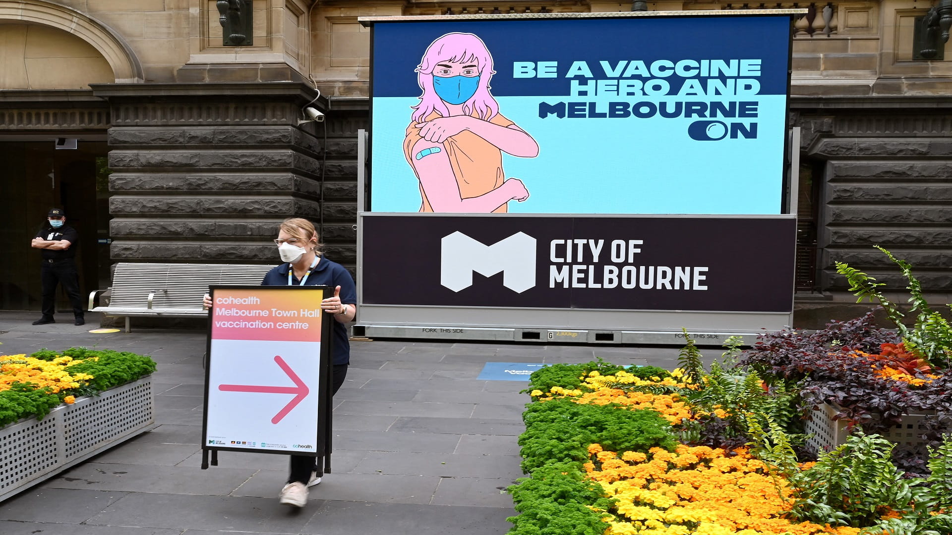 Image for the title: Melbourne enjoys weekend of eased COVID curbs after long lockdown 