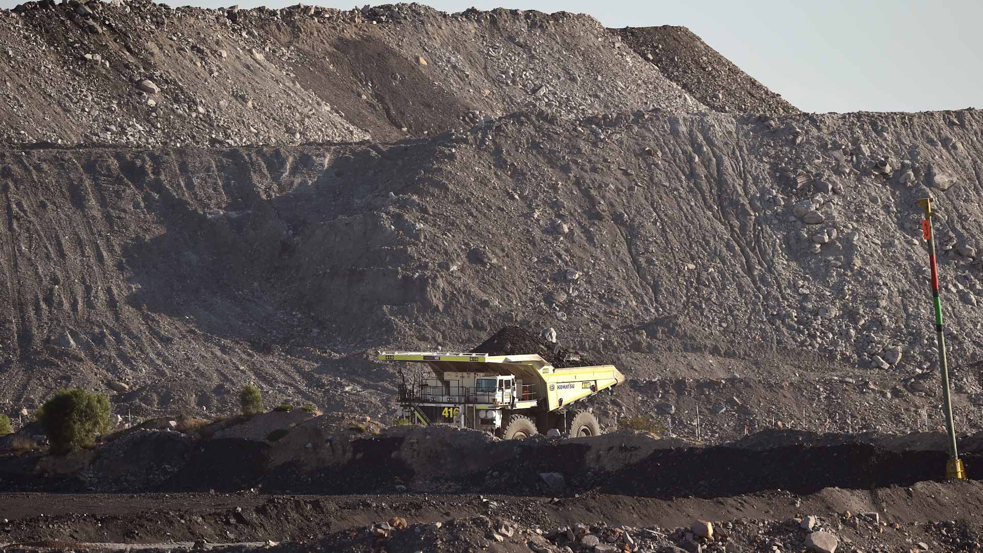 Image for the title: Australia sets 2050 net zero emissions target 