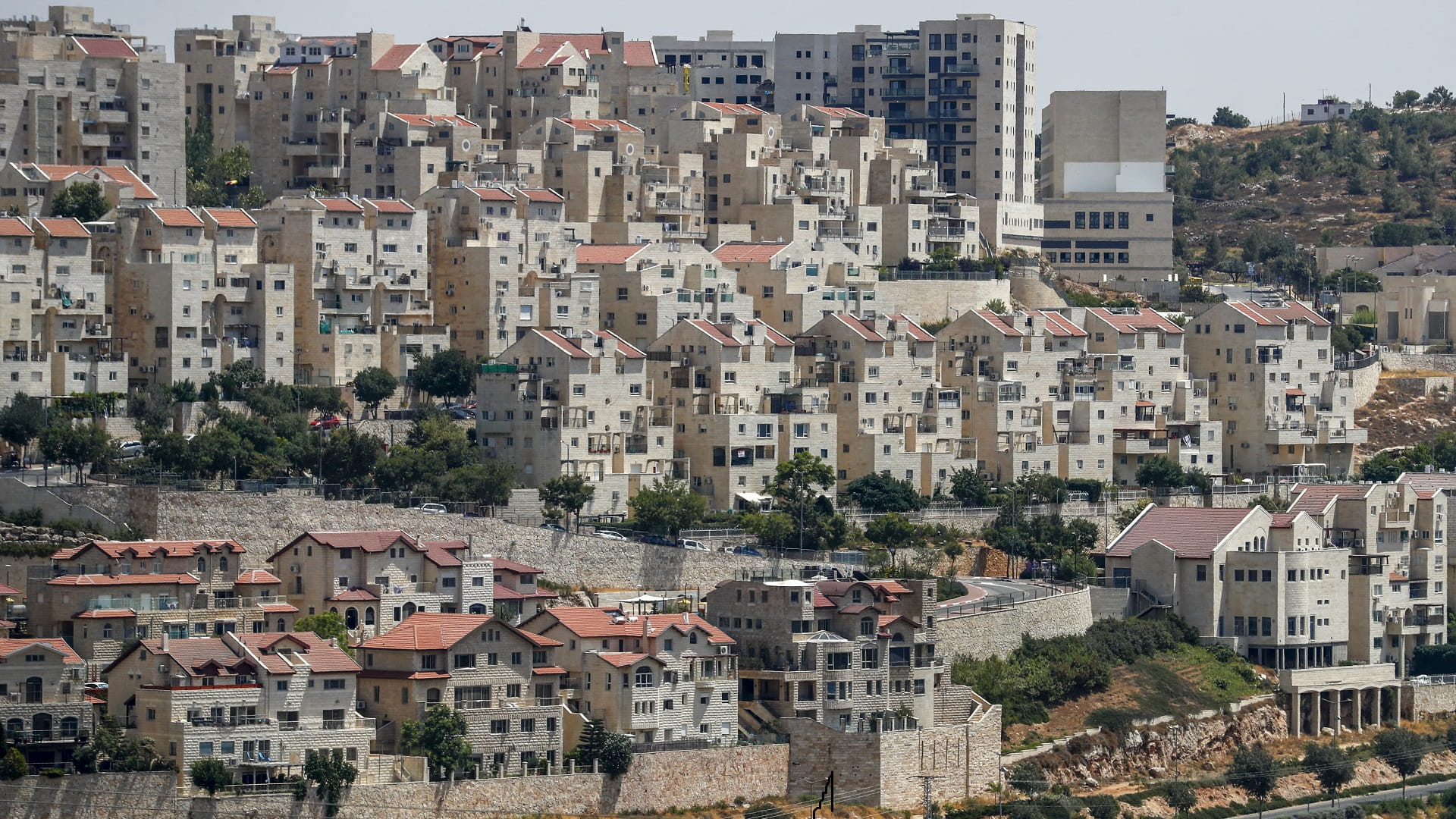 Image for the title: Israel advances plans for more than 3,000 settler homes 