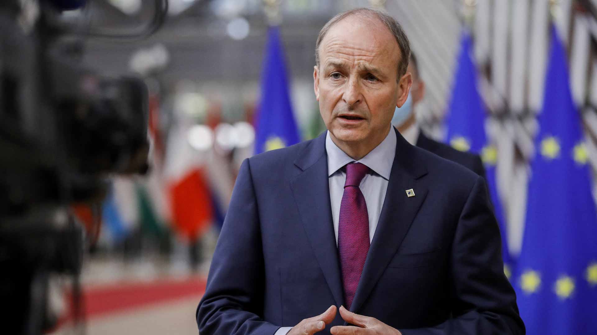 Image for the title: Ireland to drop almost all COVID-19 restrictions in October 