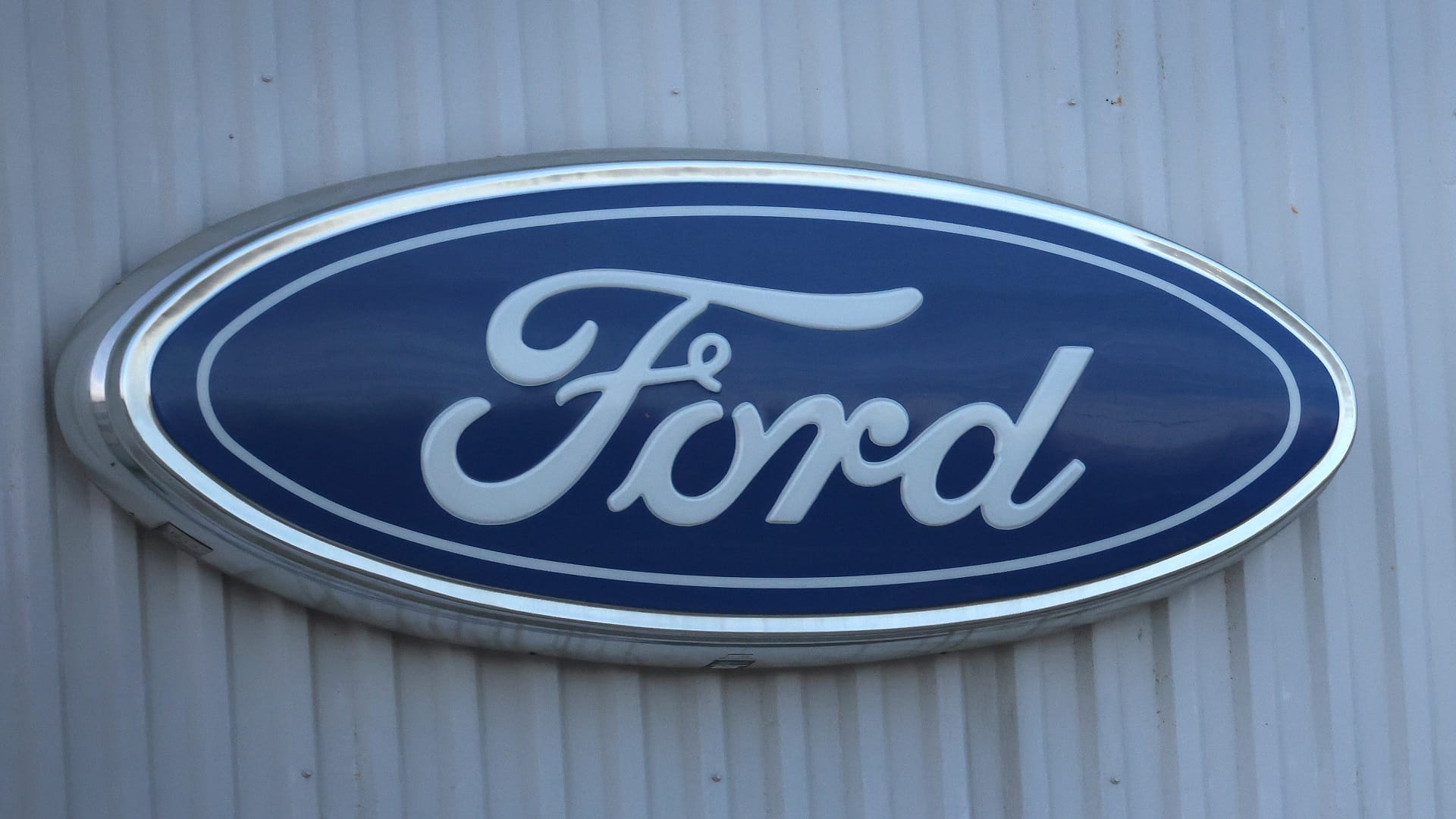 Image for the title: Ford latest automaker to exit car manufacturing in India 