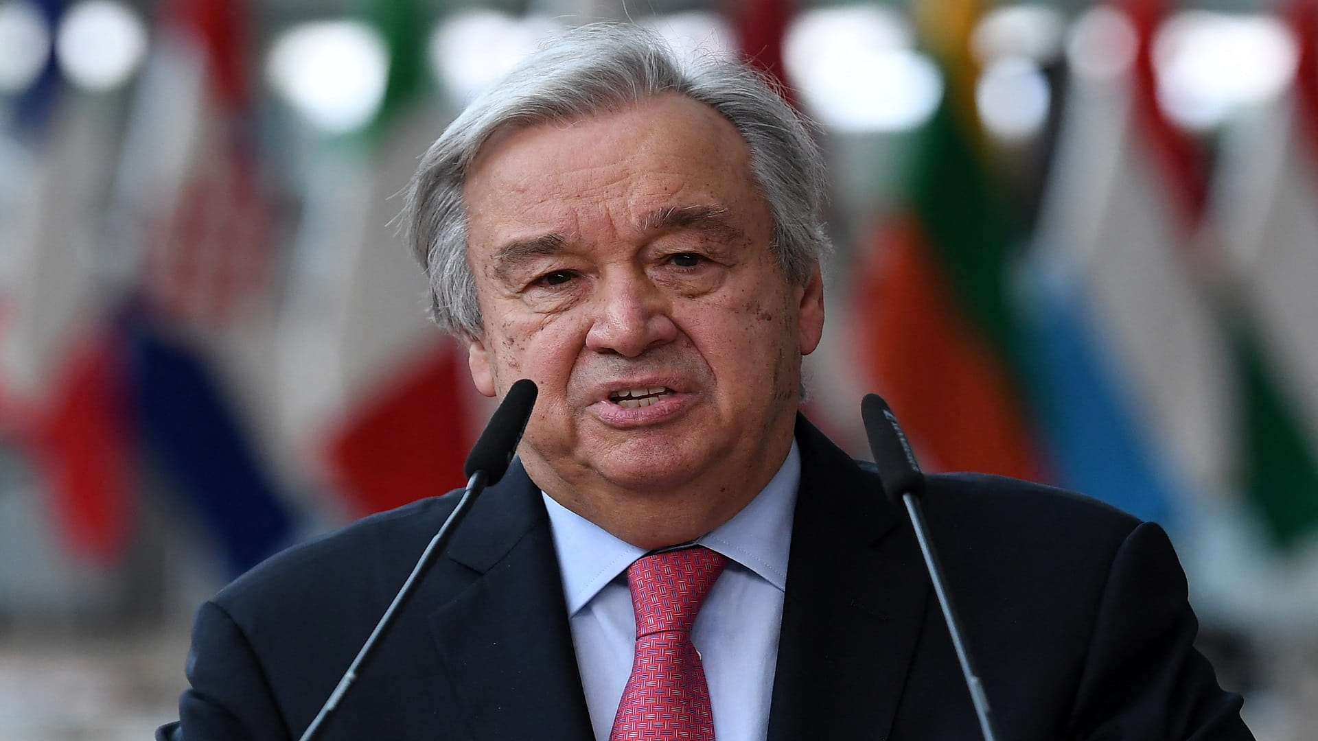 Image for the title: UN chief calls for 'dialogue' with the Taliban 