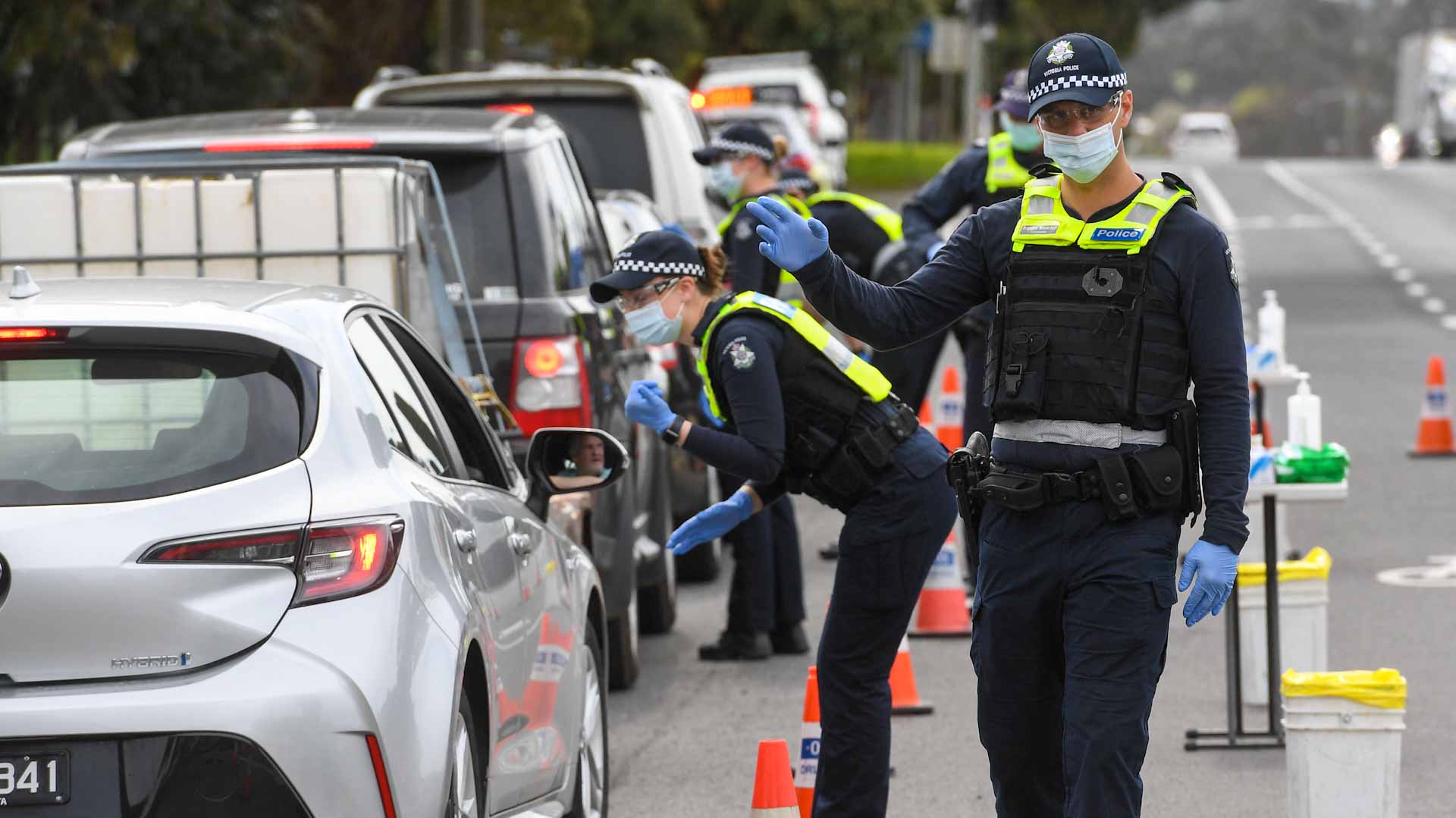 Image for the title: Australia's third most populous state avoids COVID-19 lockdown 