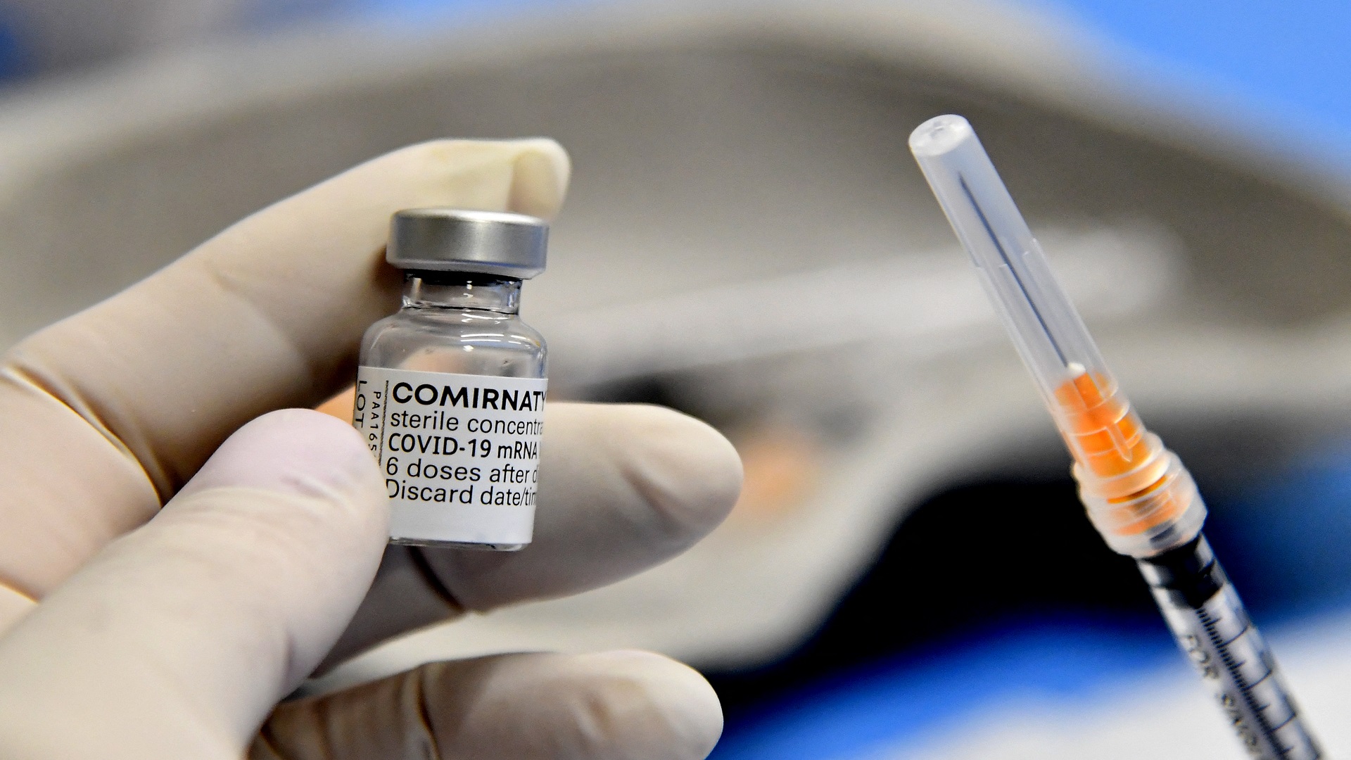 Image for the title: Italy reports 26 coronavirus deaths on Sunday, 3,838 new cases 