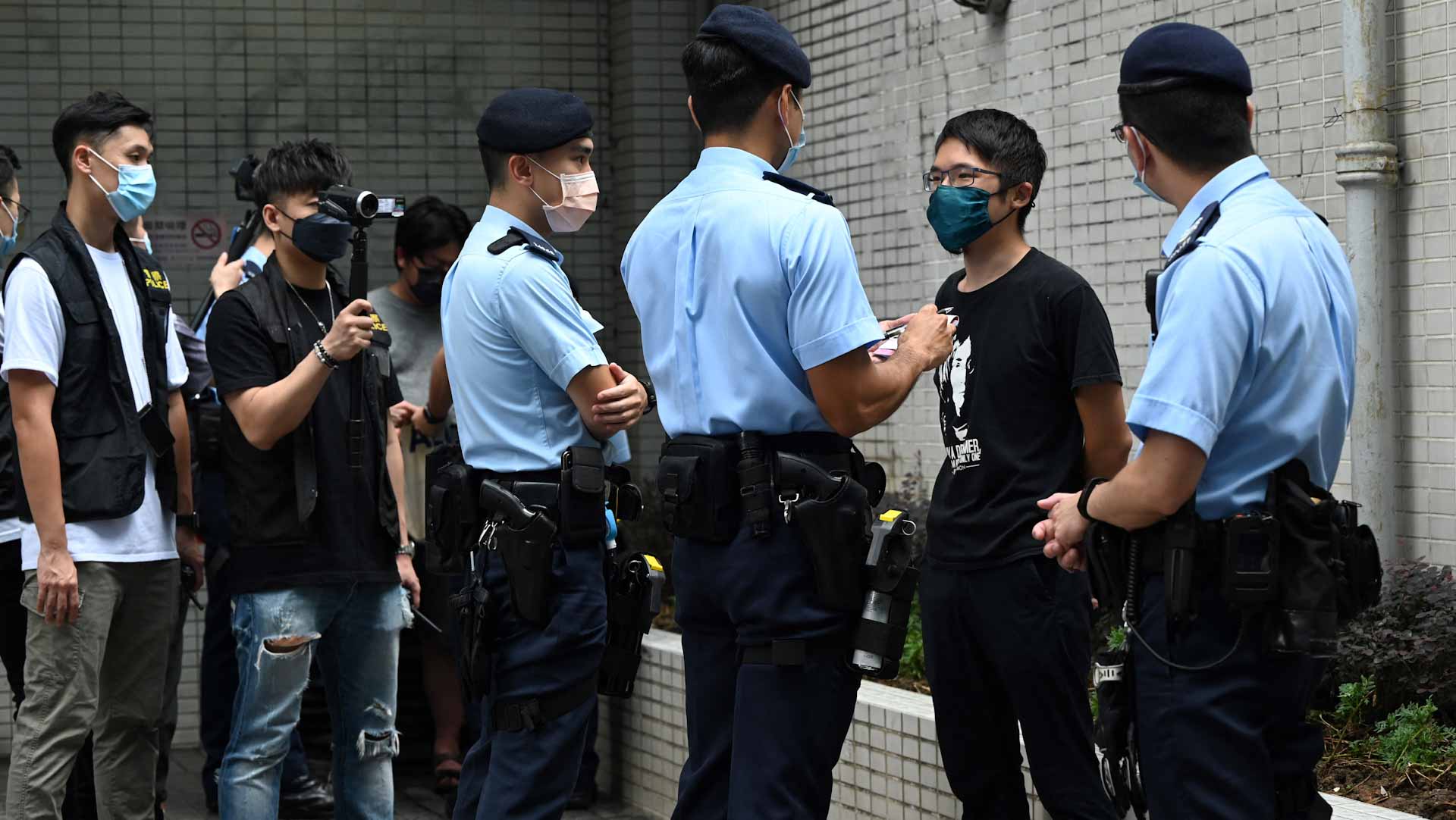 Image for the title: Hong Kong's first 'patriots-only' election kicks off 