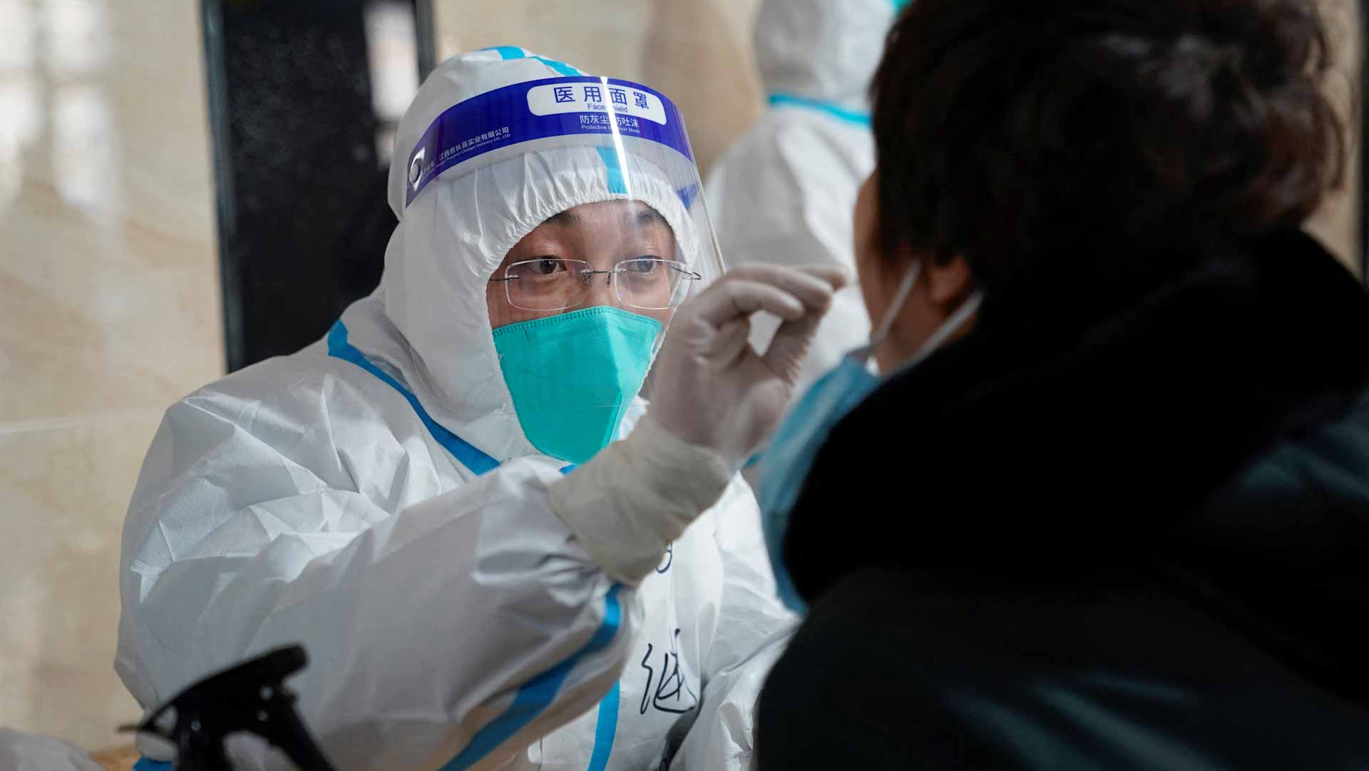 Image for the title: Chinese city in semi-shutdown after first cases since February 