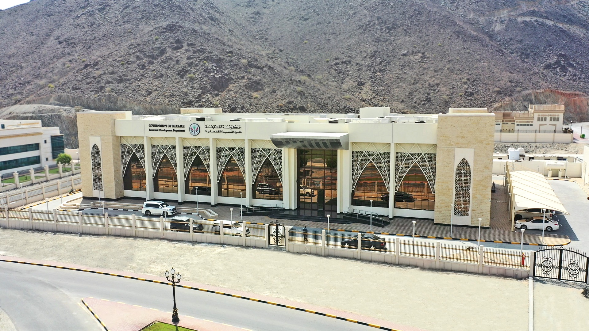 Image for the title: SDPW completes SEDD building in Khorfakkan 