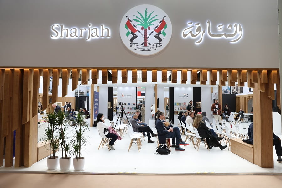 Image for the title: Sharjah delivers Sultan Al Qasimi message to over 20k publishers 