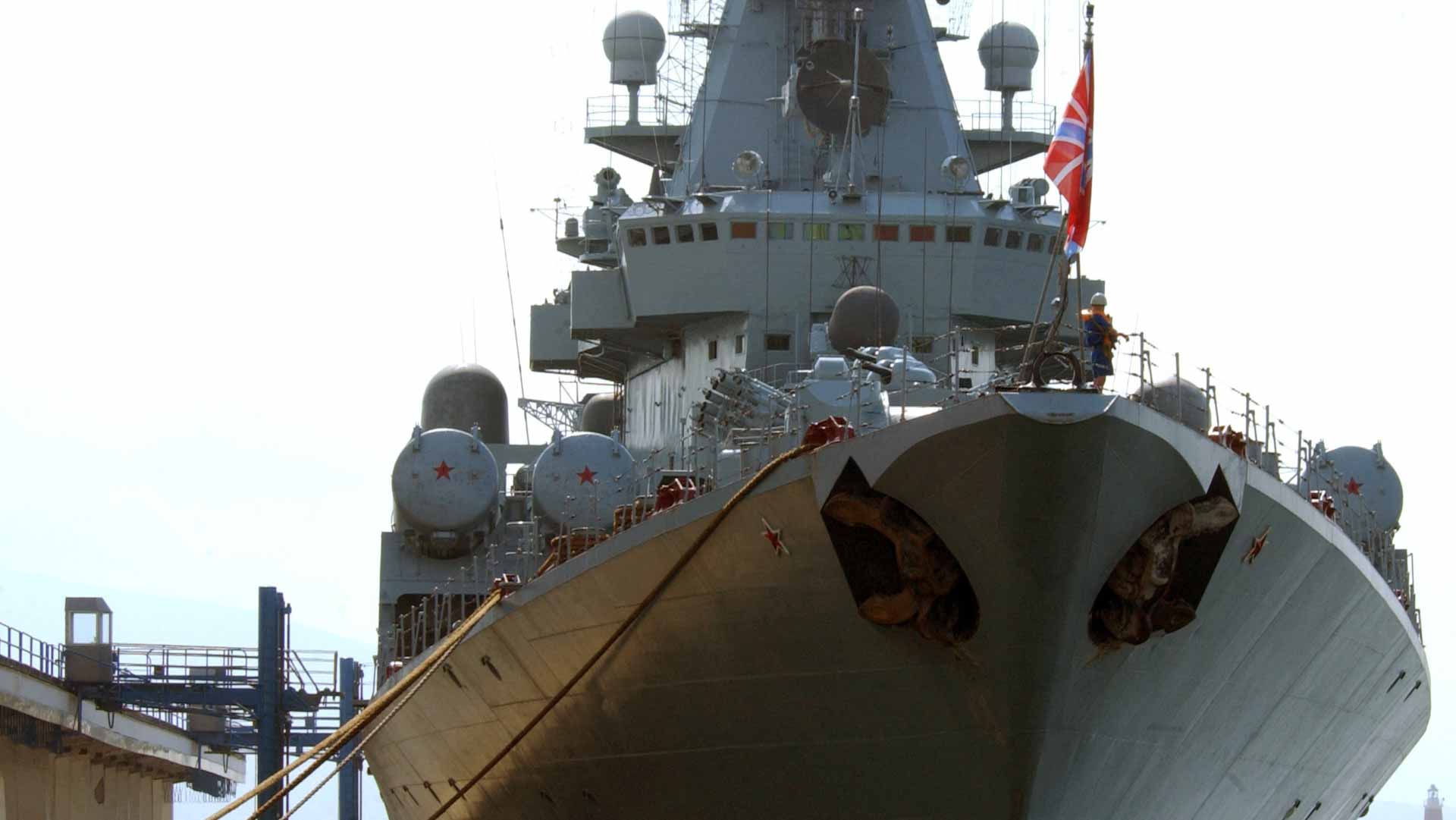 Image for the title: Russia says flagship missile cruise ship has sunk after fire 