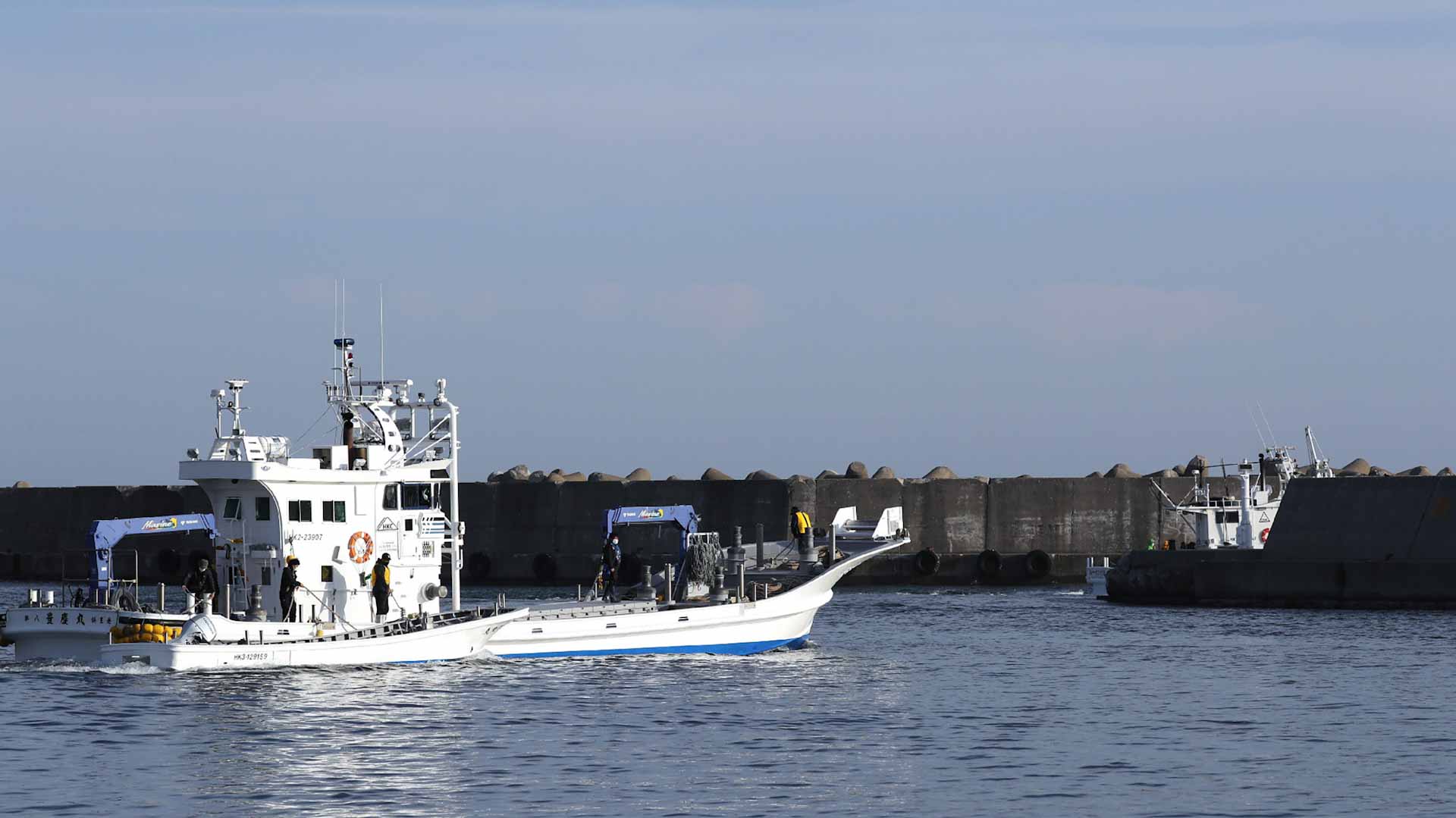 Image for the title: Child confirmed dead as Japan boat accident toll rises to 11 