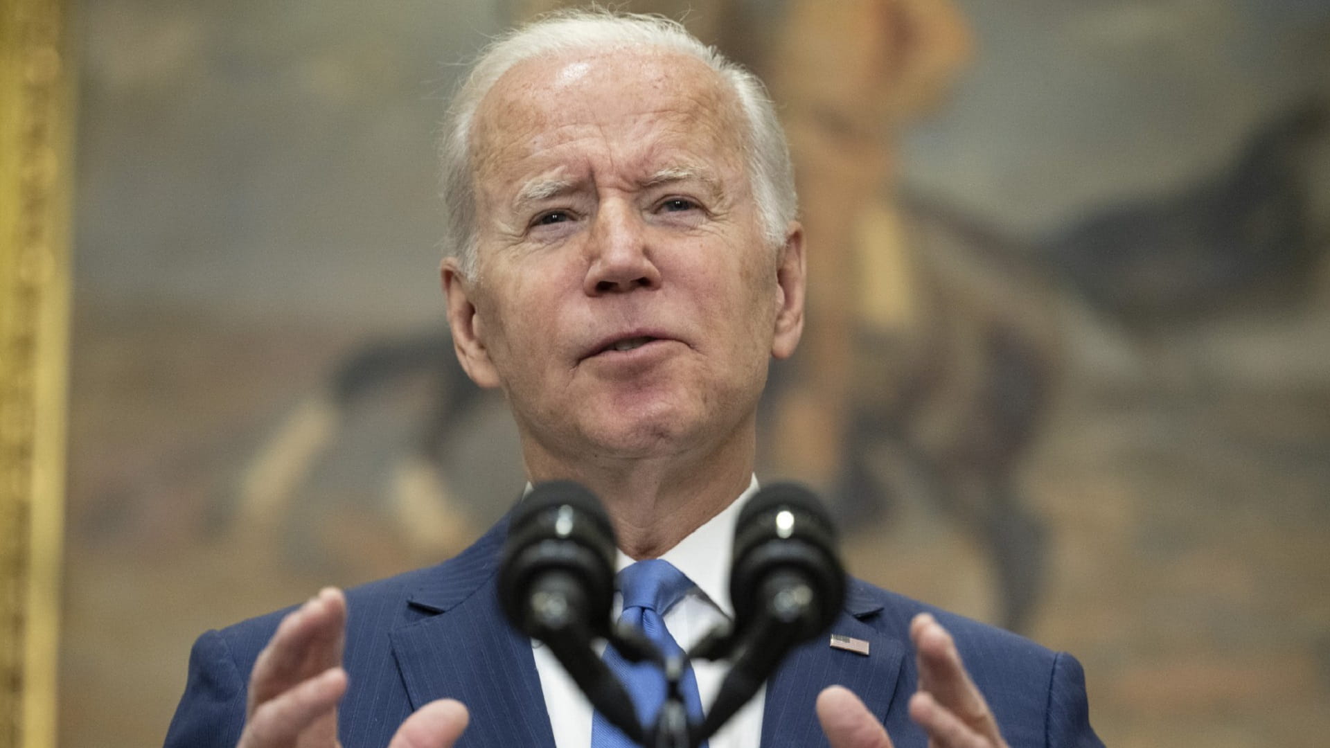 Image for the title: Biden: US 'will not let Russia intimidate' Europe with energy cuts 