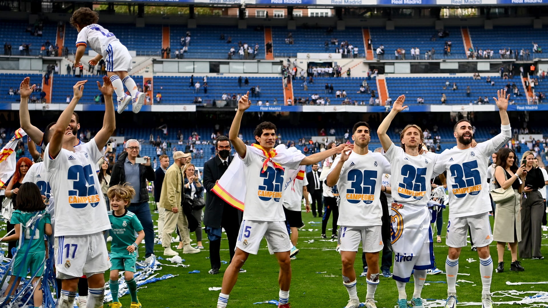 Image for the title: Real Madrid win 35th Spanish La Liga title 