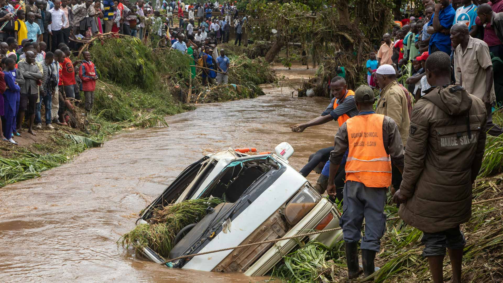 Image for the title: Death toll from Uganda floods jumps to 22 