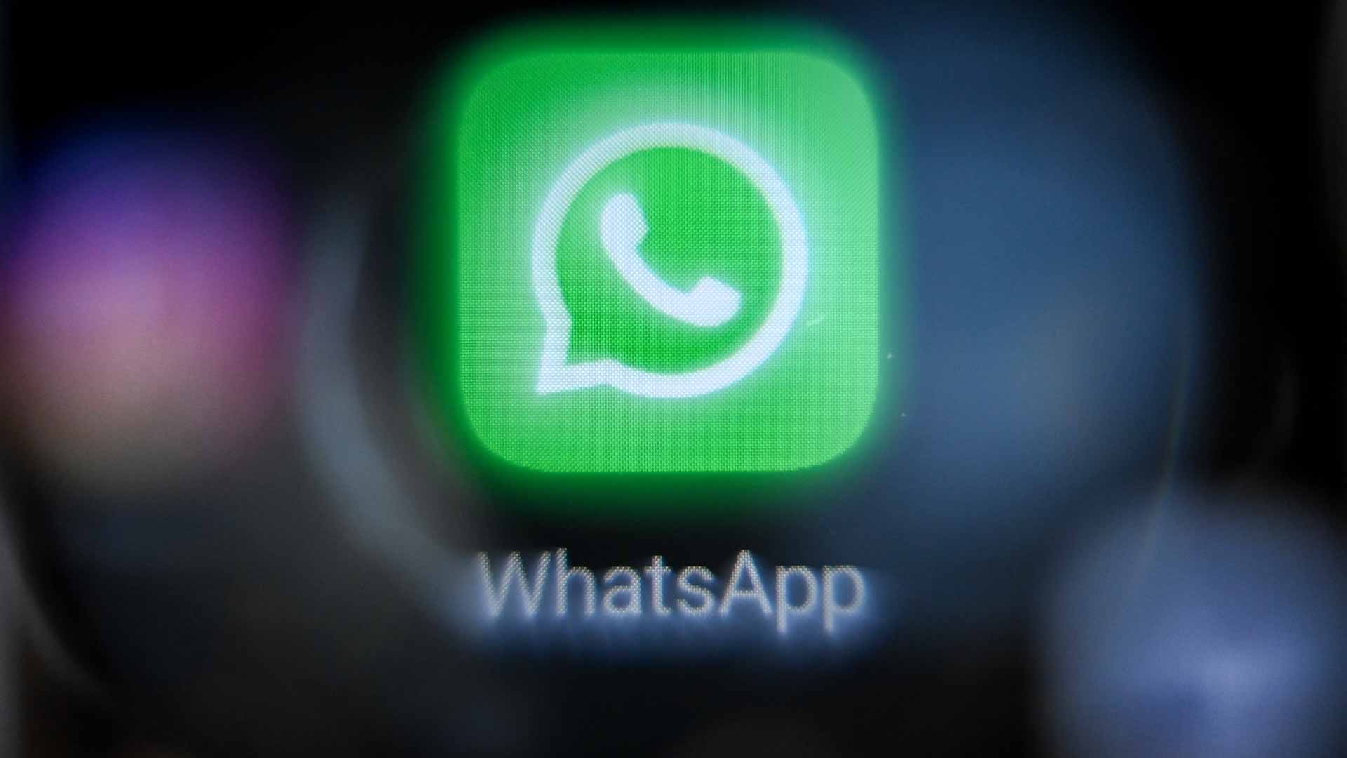 Image for the title: WhatsApp’s new privacy feature lets you quietly leave group chats 