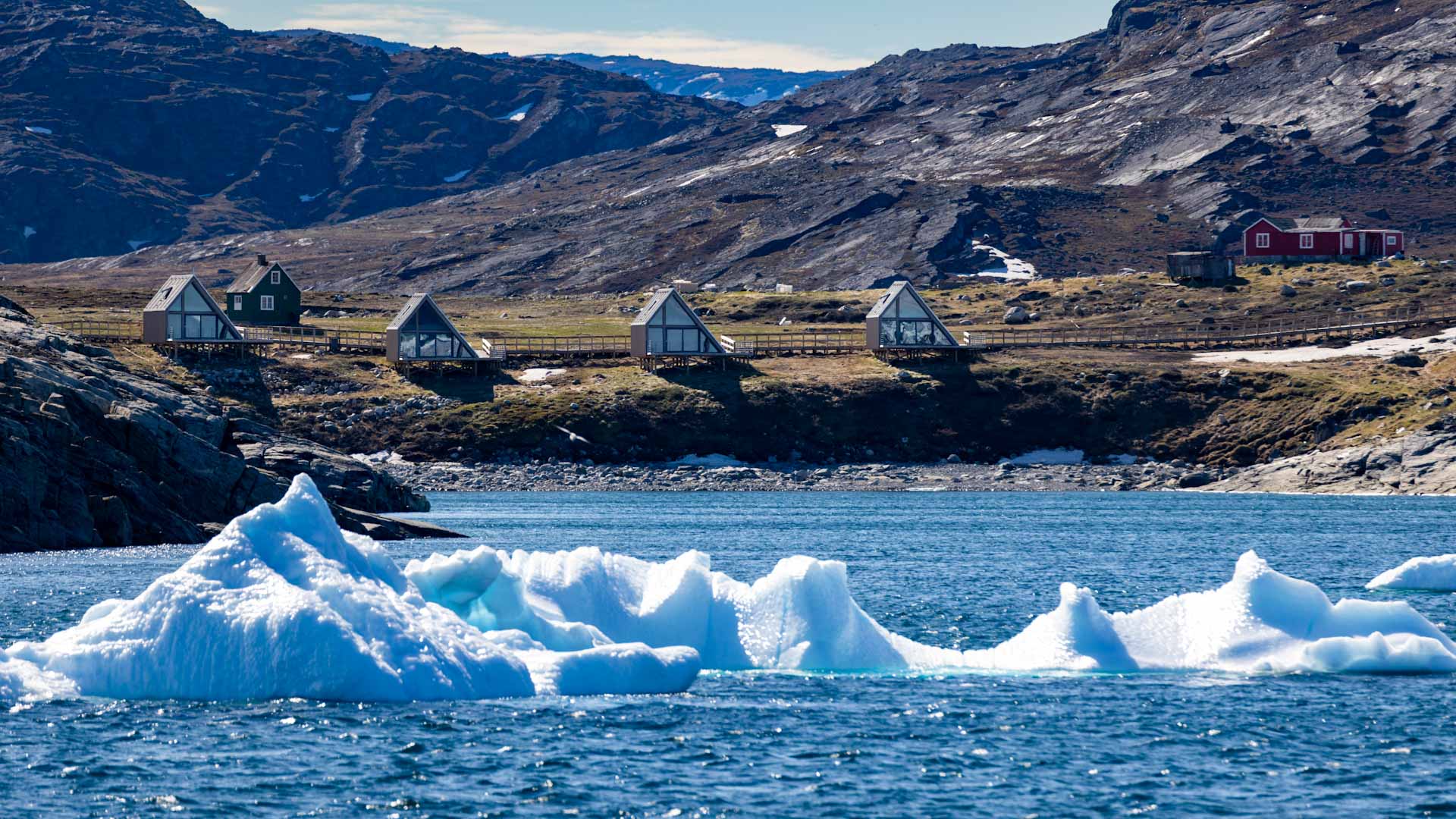 Image for the title: Greenland treads softly on tourism as icebergs melt 