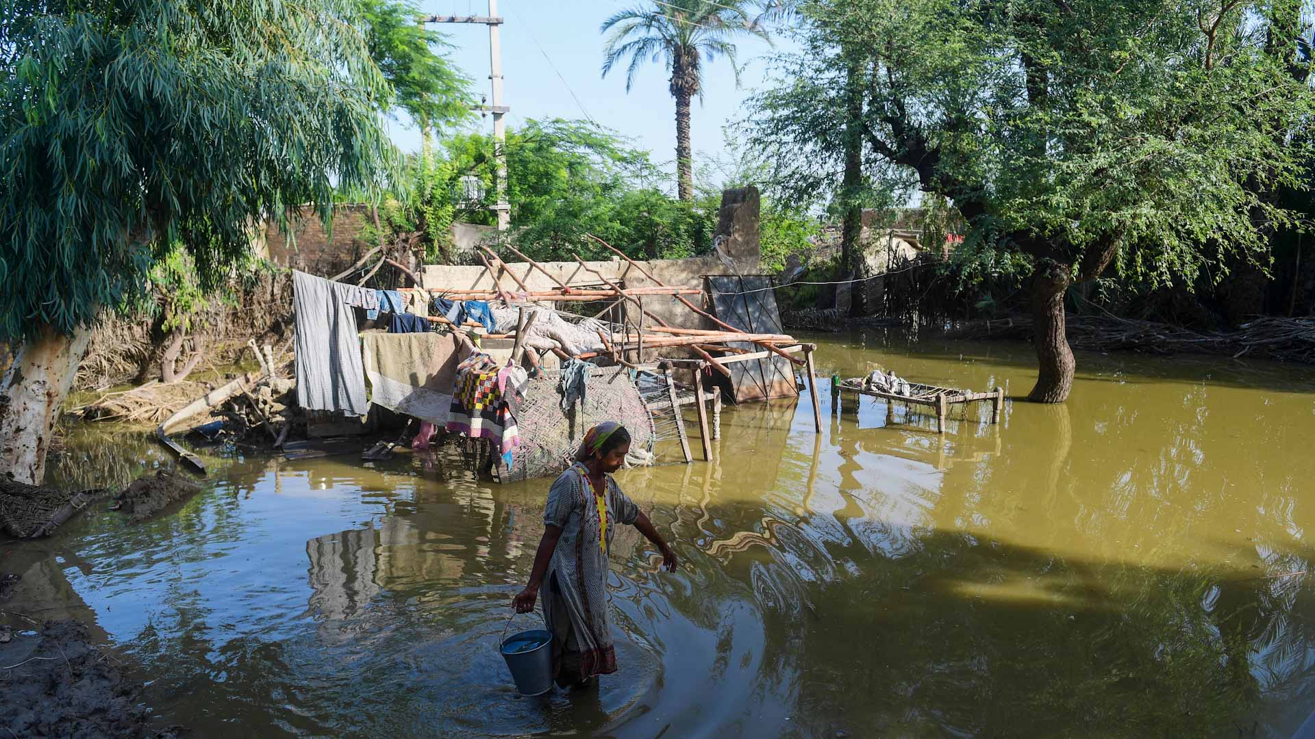 Image for the title: Pakistan monsoon flooding death toll rises to 1,061 