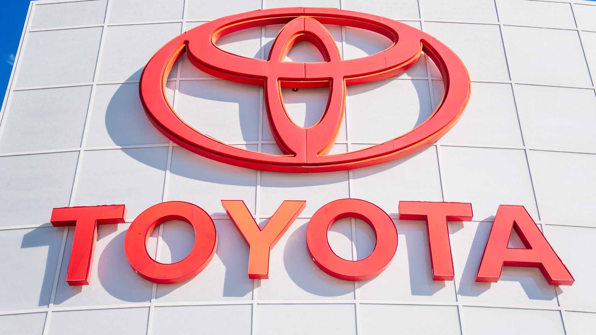 Image for the title: Toyota to spend $5.3 bn expanding Japan, US battery output 