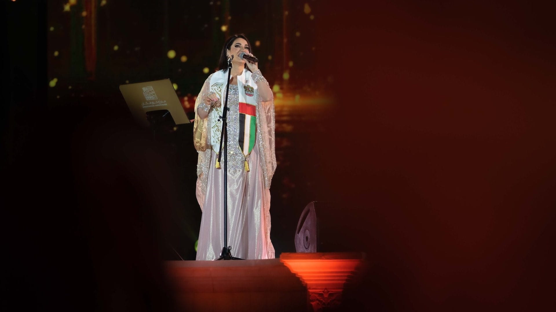 Image for the title: Diana Haddad: Interactive audience at Khorfakkan Amphitheatre 