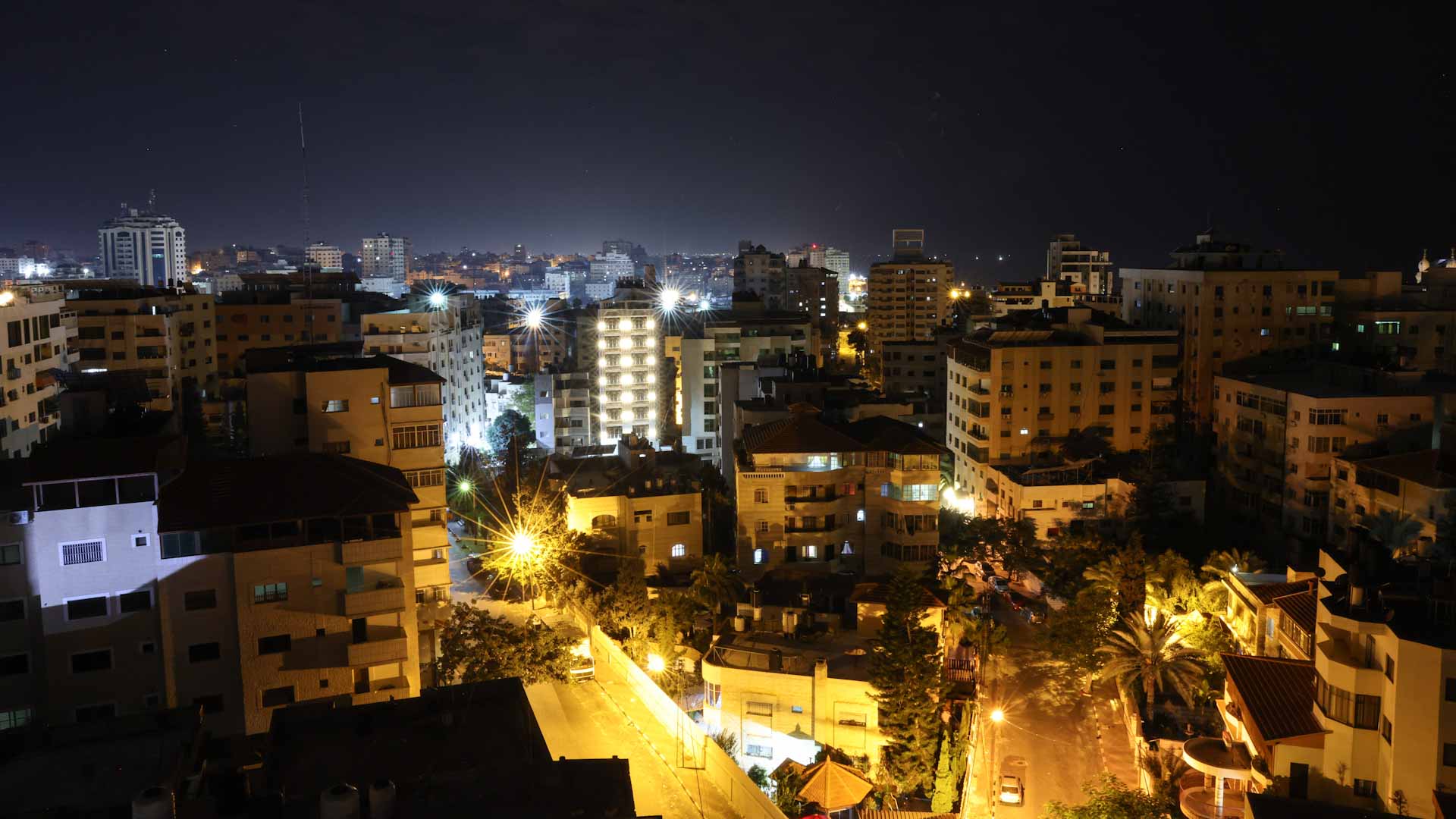 Image for the title: Gaza fires rocket into Israel amid West Bank unrest 