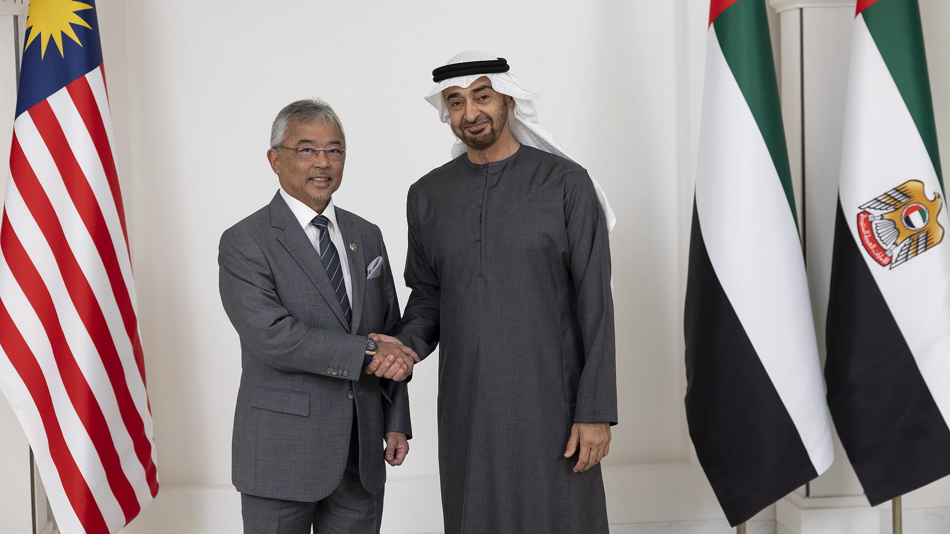 Image for the title: UAE President Receives King of Malaysia 