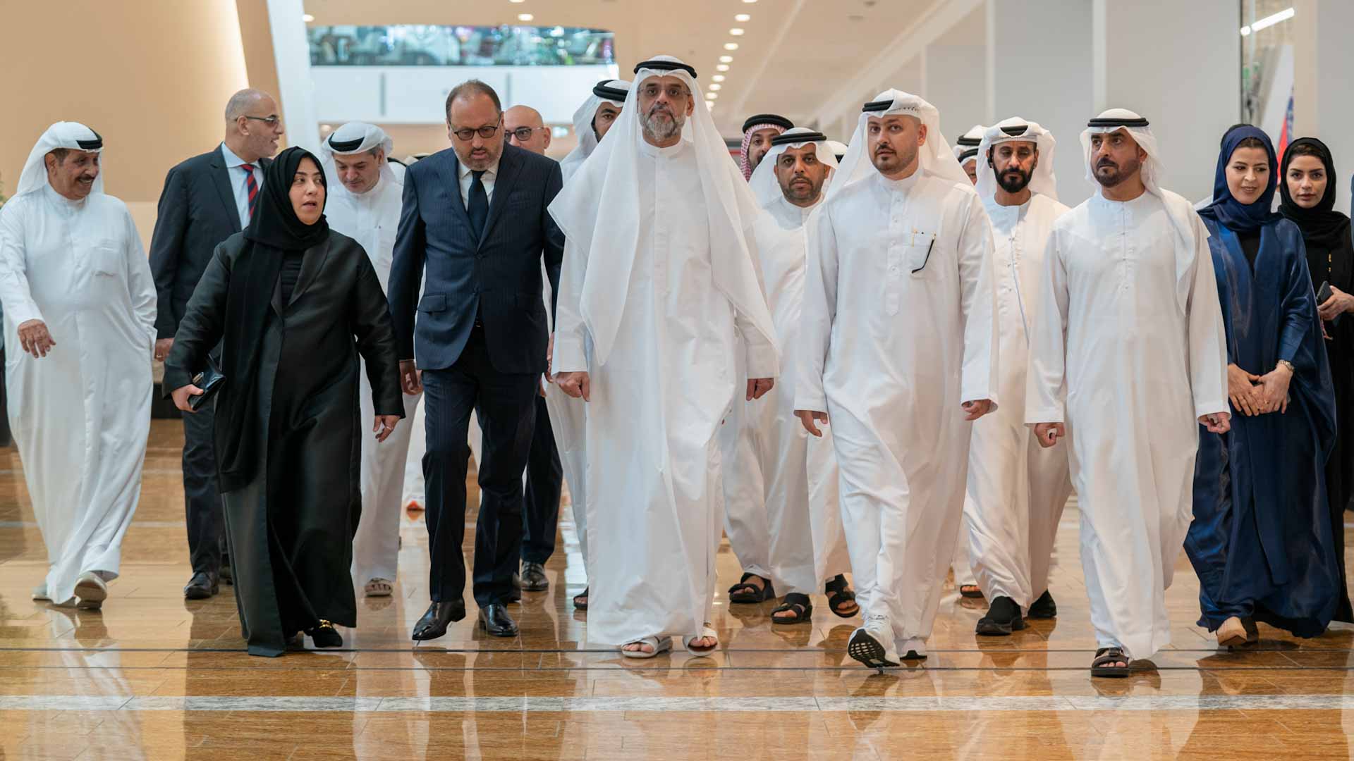 Image for the title: Sharjah Crown Prince visits City Center Al Zahia 