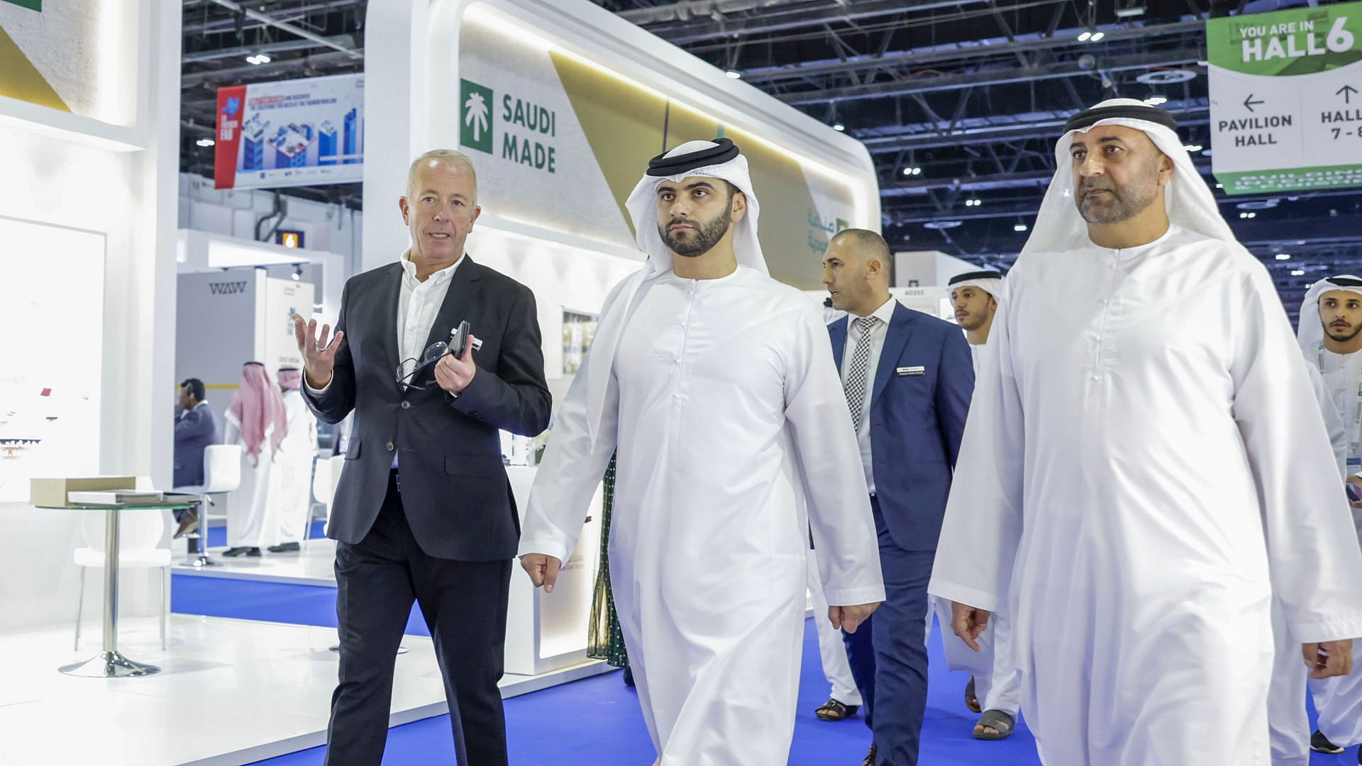 Image for the title: Mansoor bin Mohammed visits Big 5 exhibition 