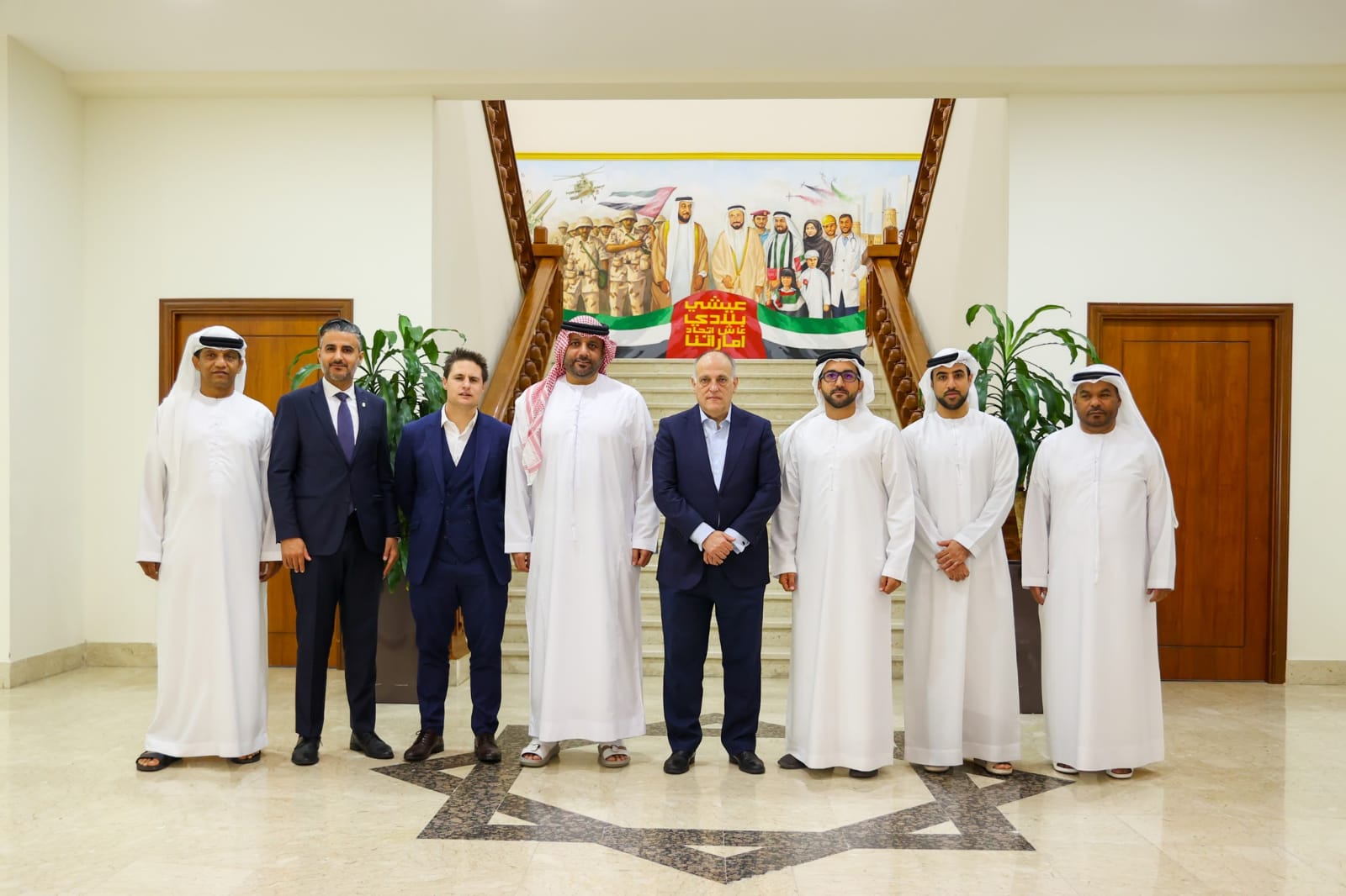 Image for the title: Fahim Al Qasimi received La Liga Pres. and Granada CF delegation 