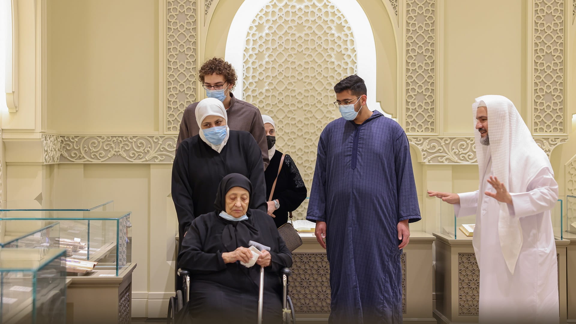 Image for the title: Bakry Al Tarabishy family visits the Holy Quran Academy 