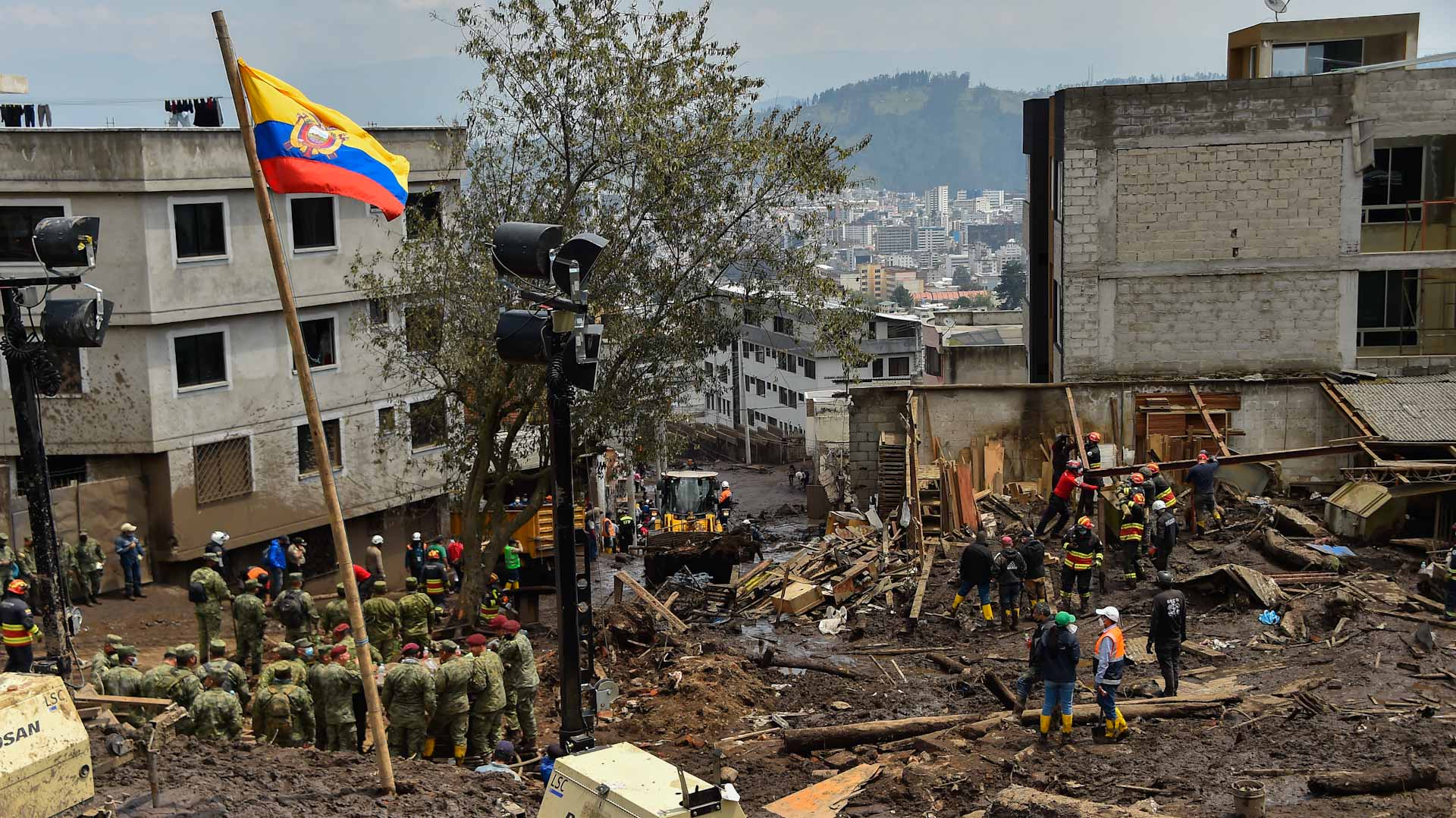 Image for the title: Quito flooding toll raised to 27 