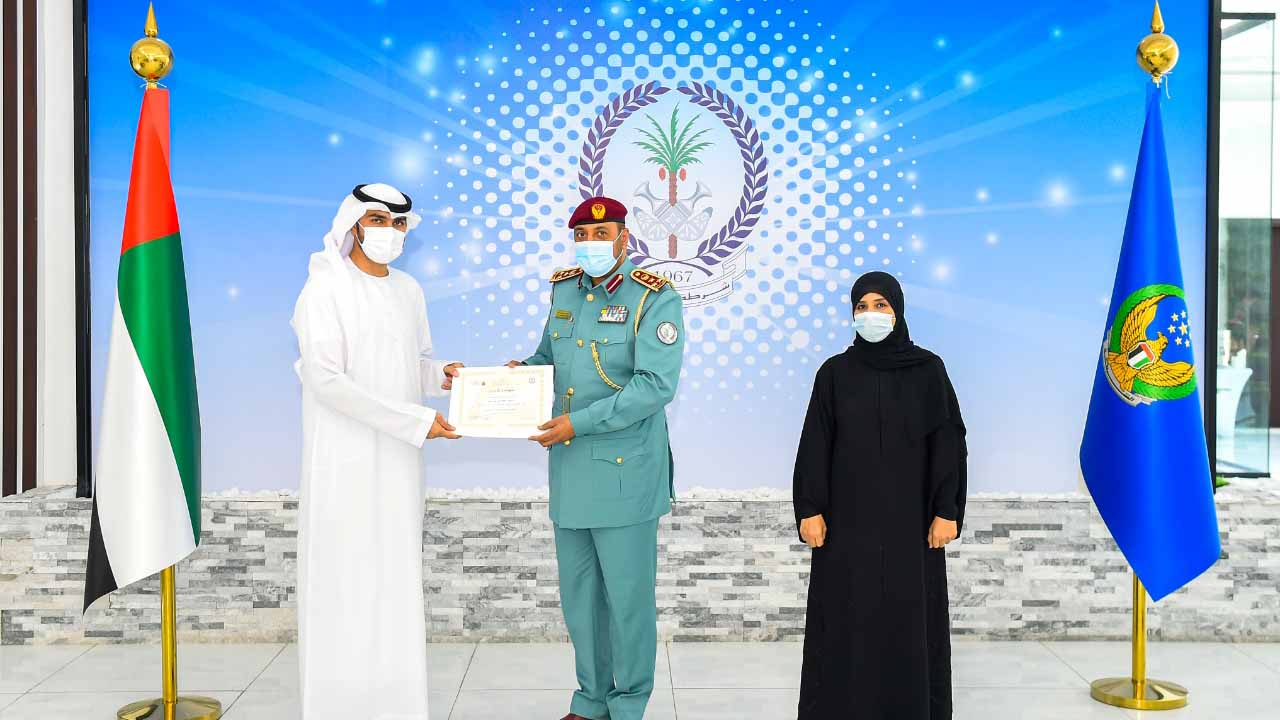 Image for the title: Bin Amer honours partners, employees of Social Support Center 