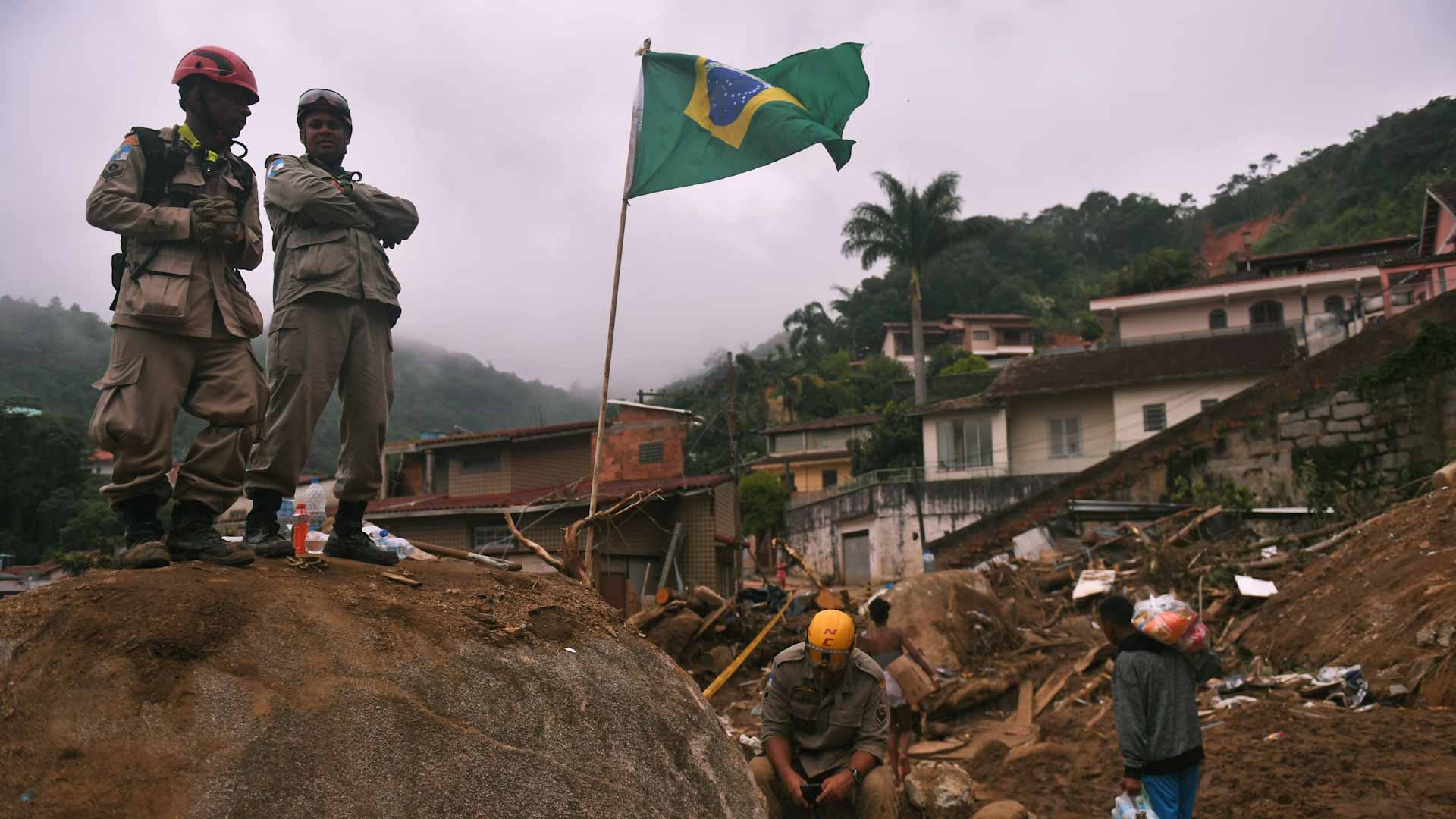 Image for the title: Brazil storm toll rises to 176, search continues 