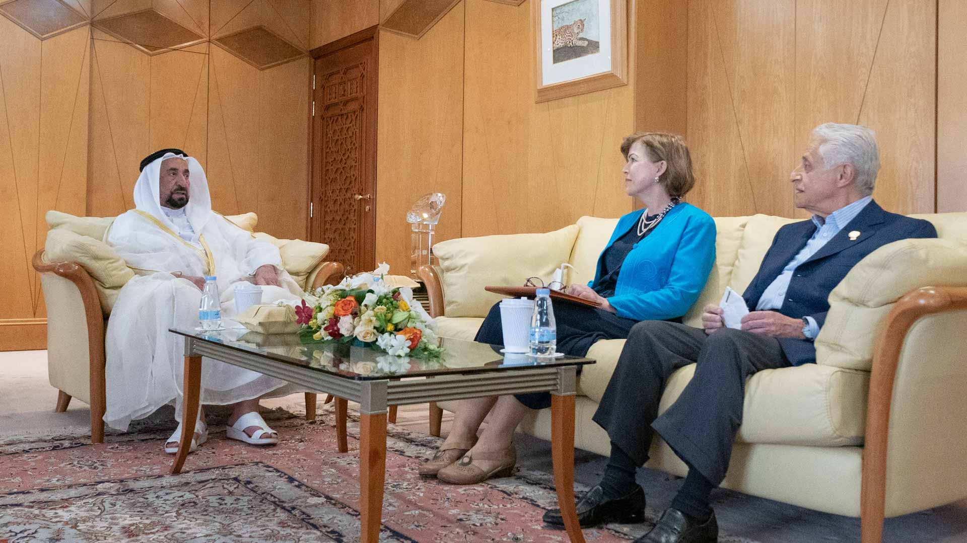 Image for the title: Sharjah Ruler meets Chancellor of American University of Sharjah 