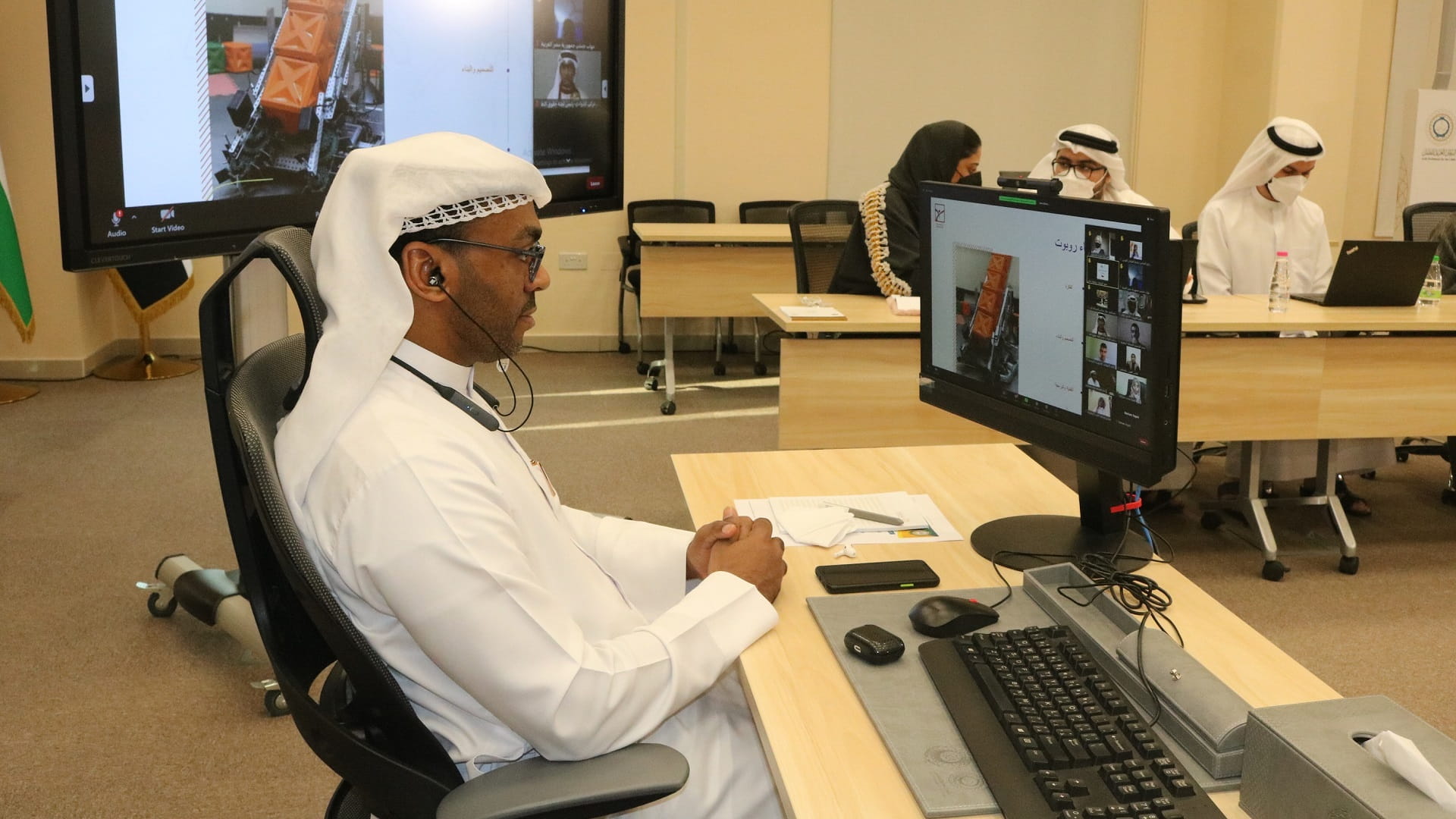 Image for the title: APC launches 2 workshops in robotics, programming, digital arts  