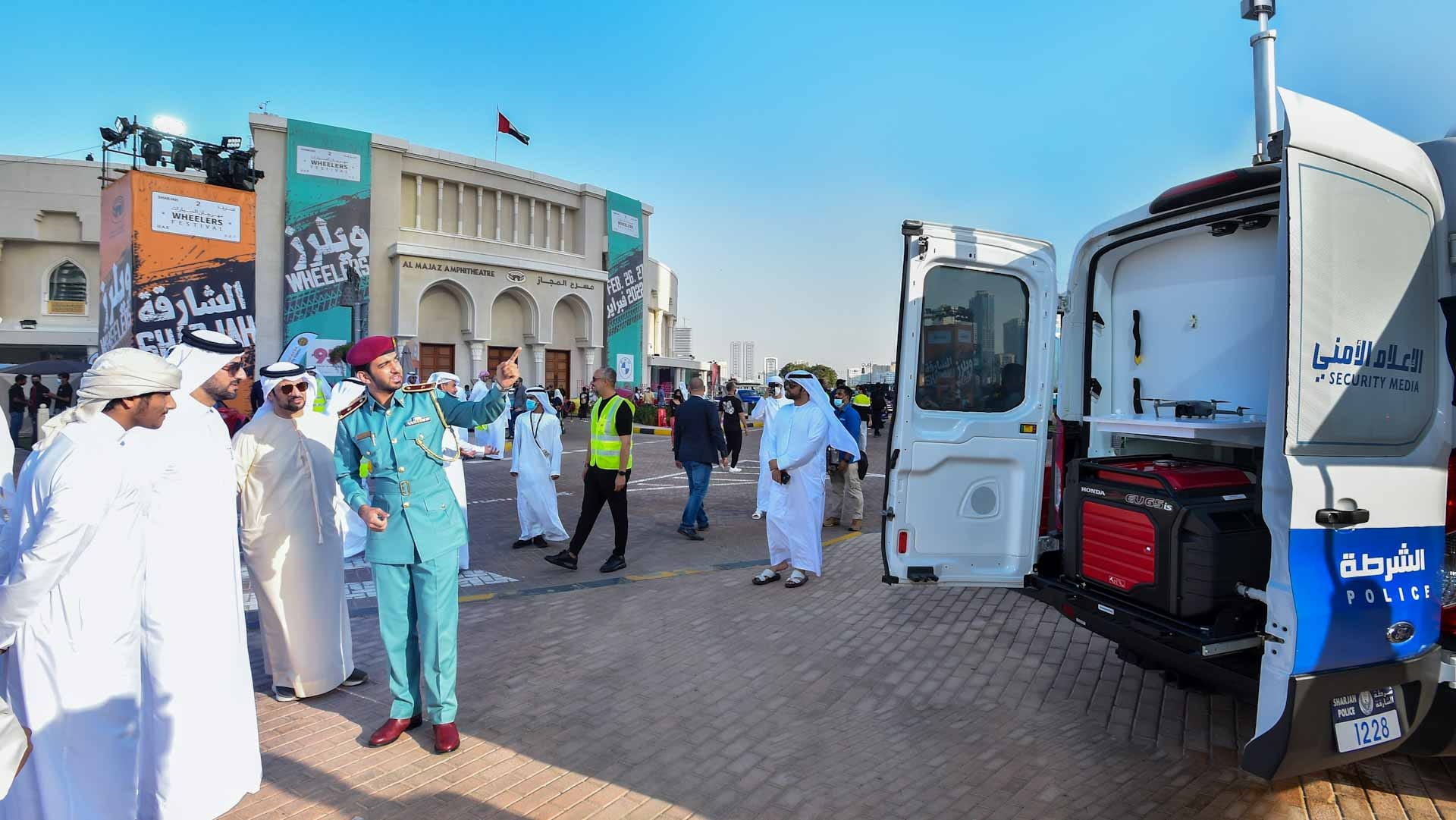 صورة بعنوان: شرطة الشارقة تشارك بمهرجان الشارقة للسيارات "ويلرز" بأحدث دورياتها 