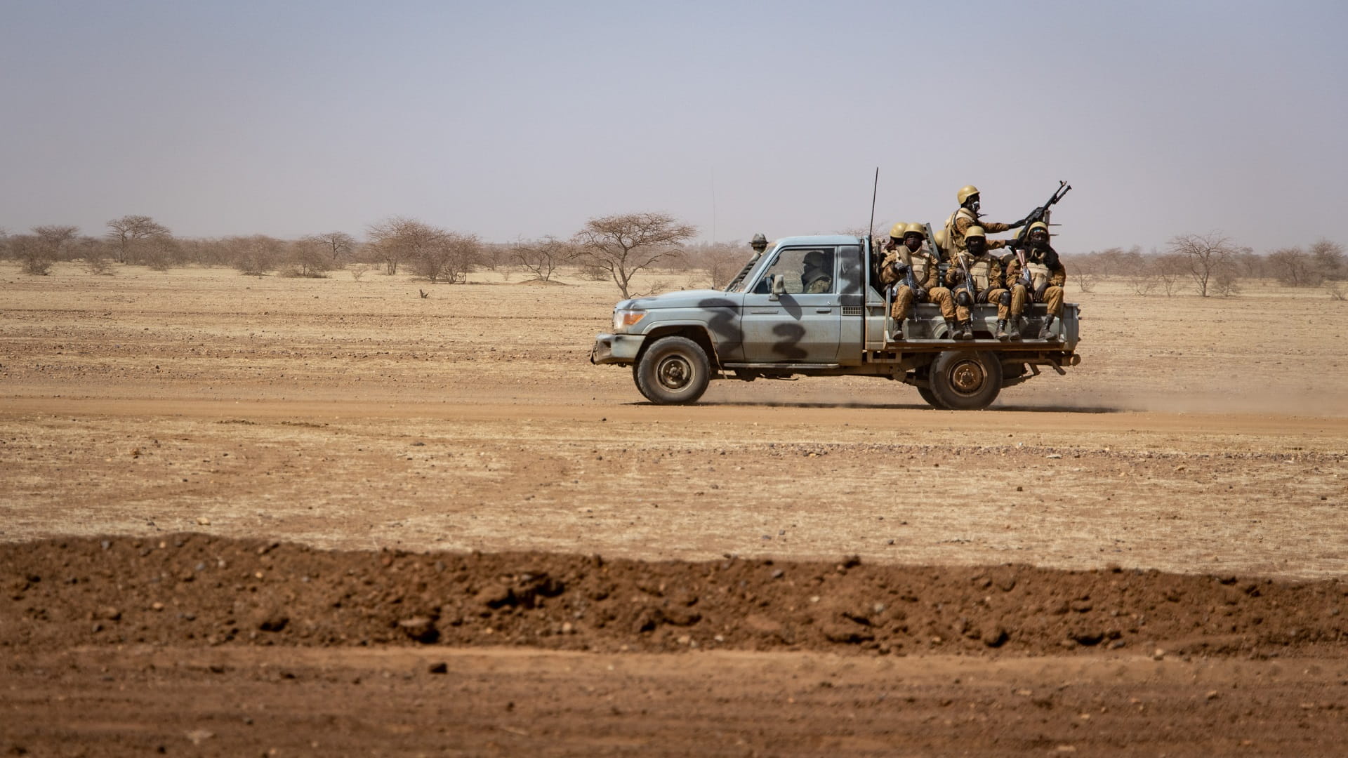 Image for the title: Eleven troops hurt, 29 'terrorists' neutralised in Burkina 