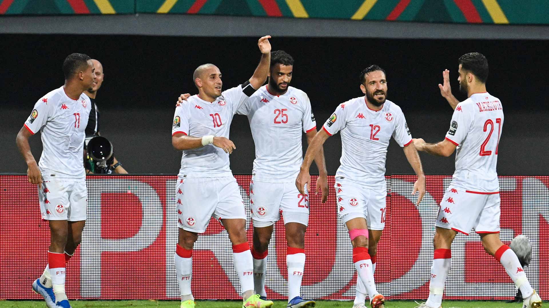 Image for the title: Tunisia beat Mauritania 4-0 to revive Afcon Round of 16 hopes 