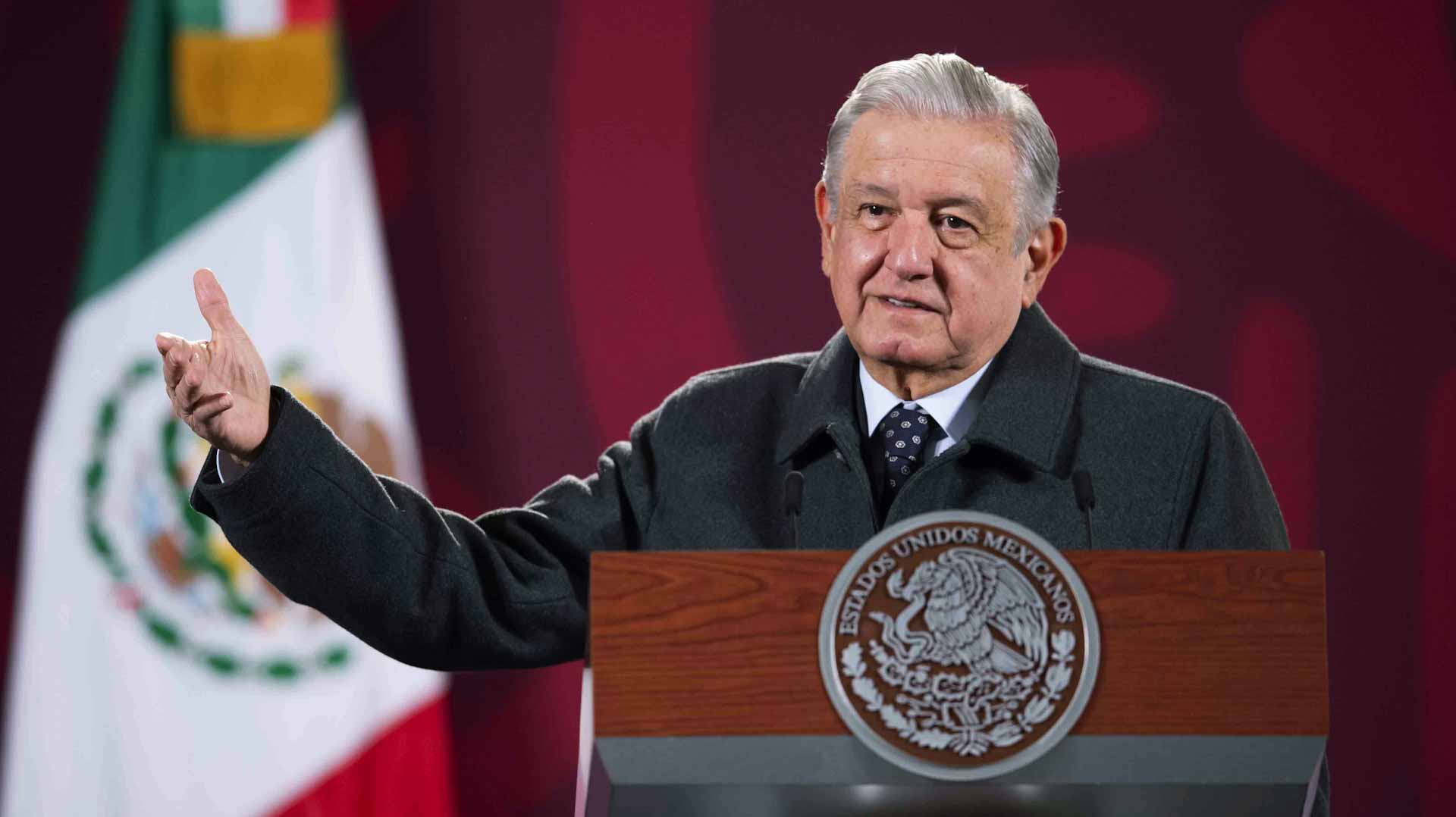 Image for the title: Mexican president has cardiac catheterization 