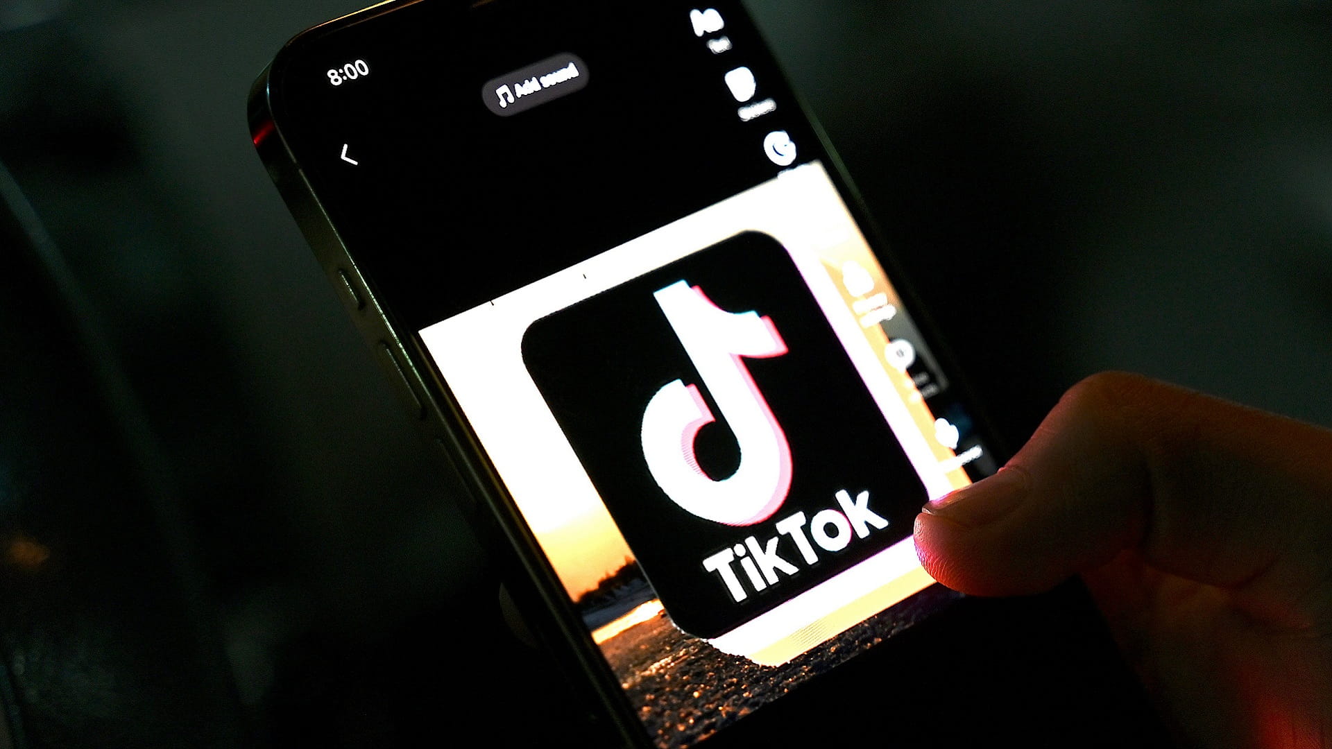 Image for the title: TikTok tells US senators data not shared with Chinese gov 