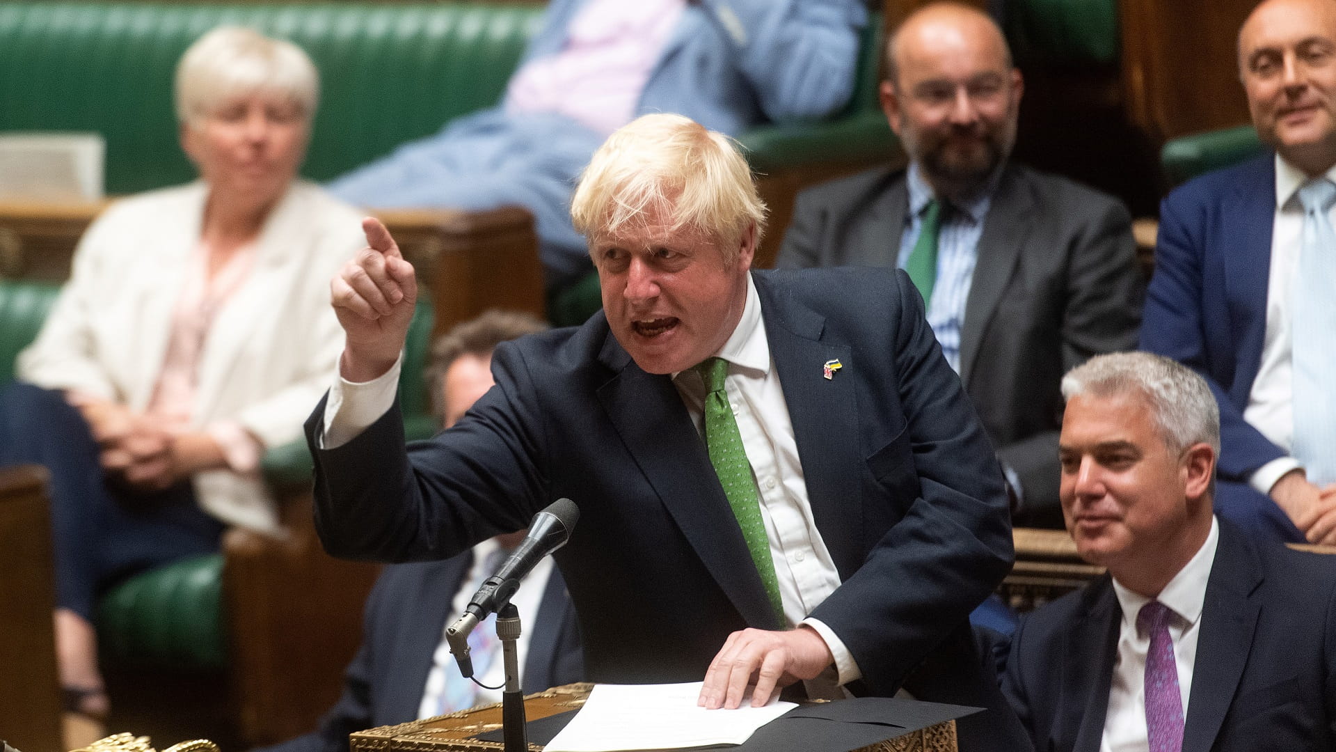 Image for the title: Johnson wins confidence vote, remains British PM for 7 more weeks 