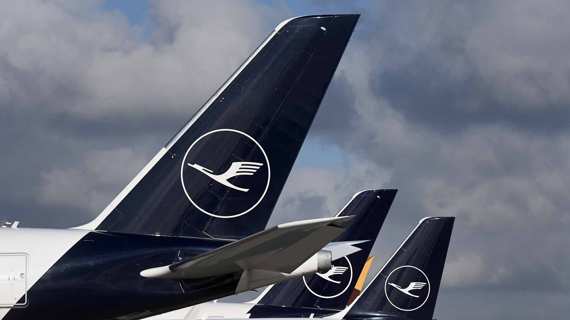 Image for the title: German union calls July 27 strike at Lufthansa 