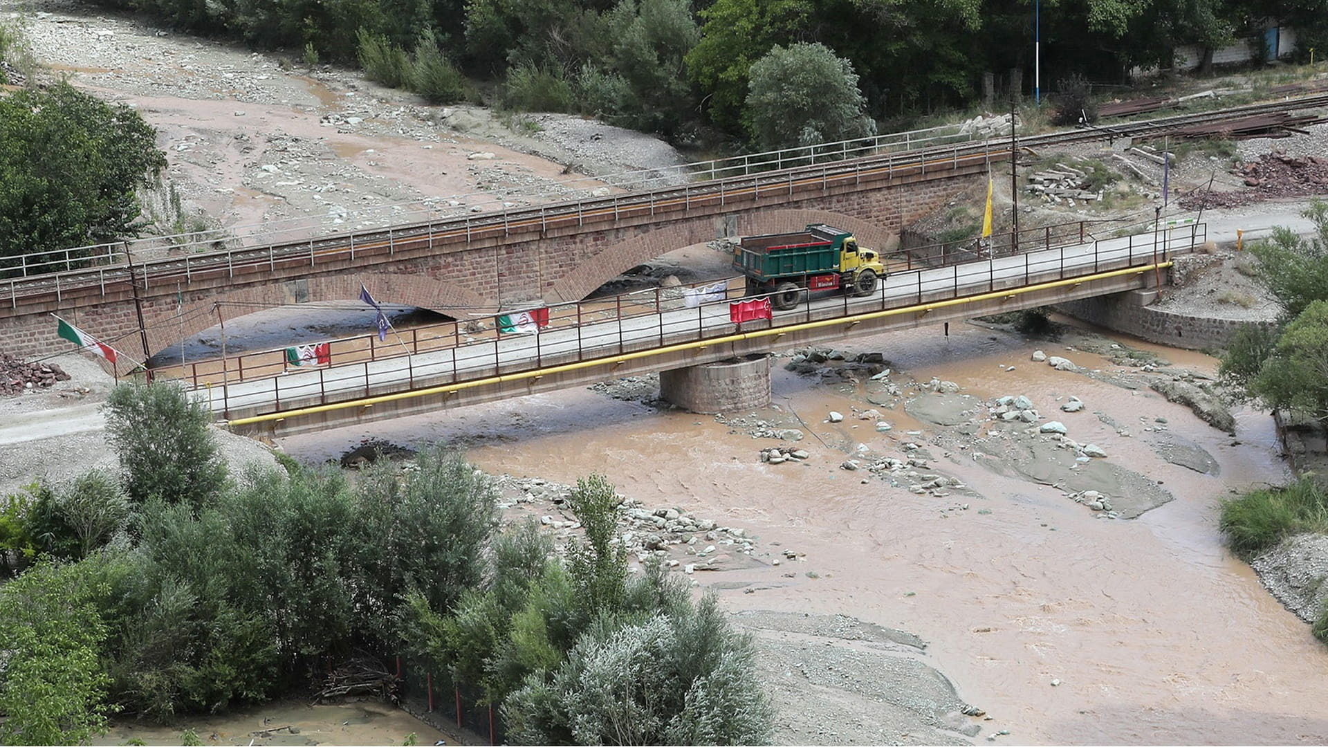 Image for the title: Death toll from week-long Iran flooding tops 80 