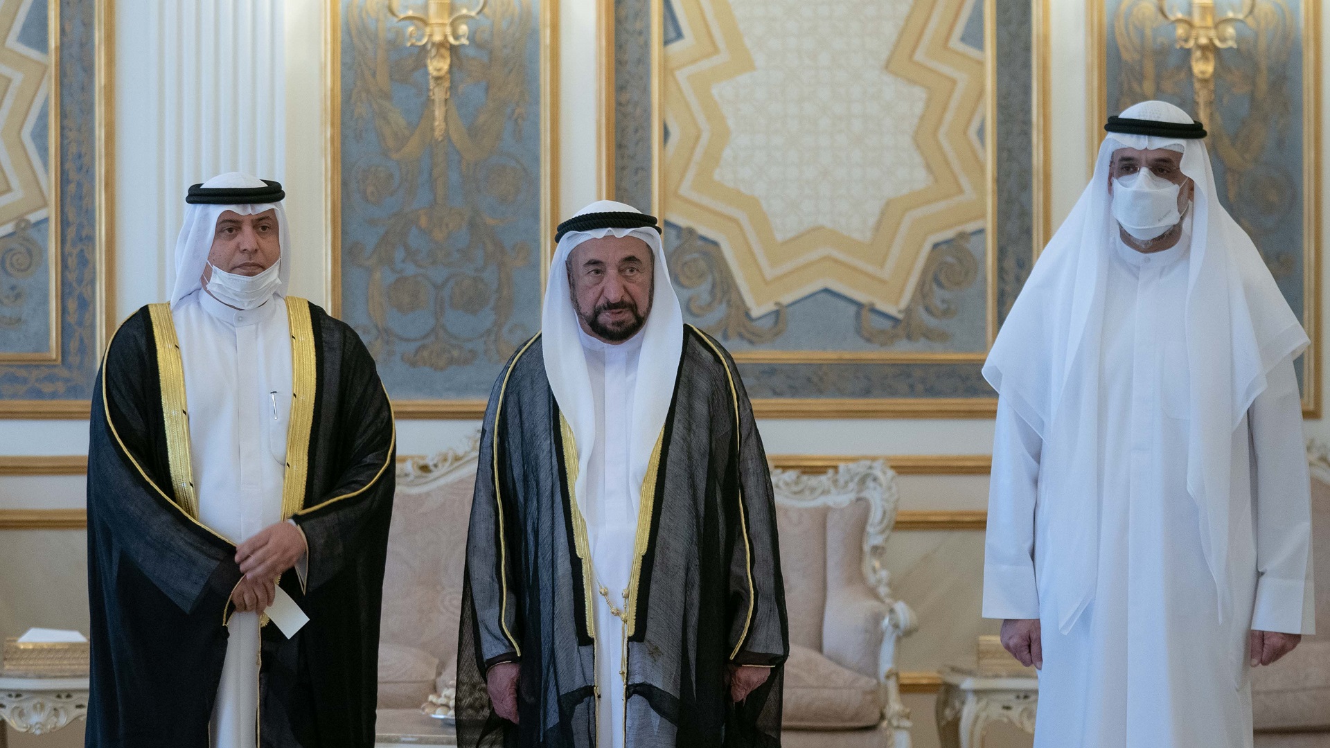 Image for the title: Sharjah Ruler witnesses swearing-in of mun. councils’ chairmen 