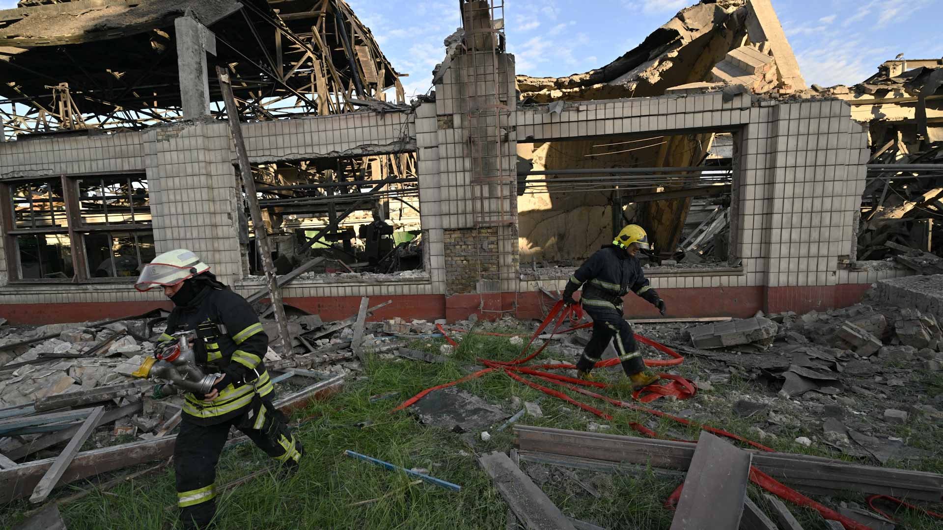 Image for the title: US accuses Moscow of trying to 'intimidate' US media in Russia 