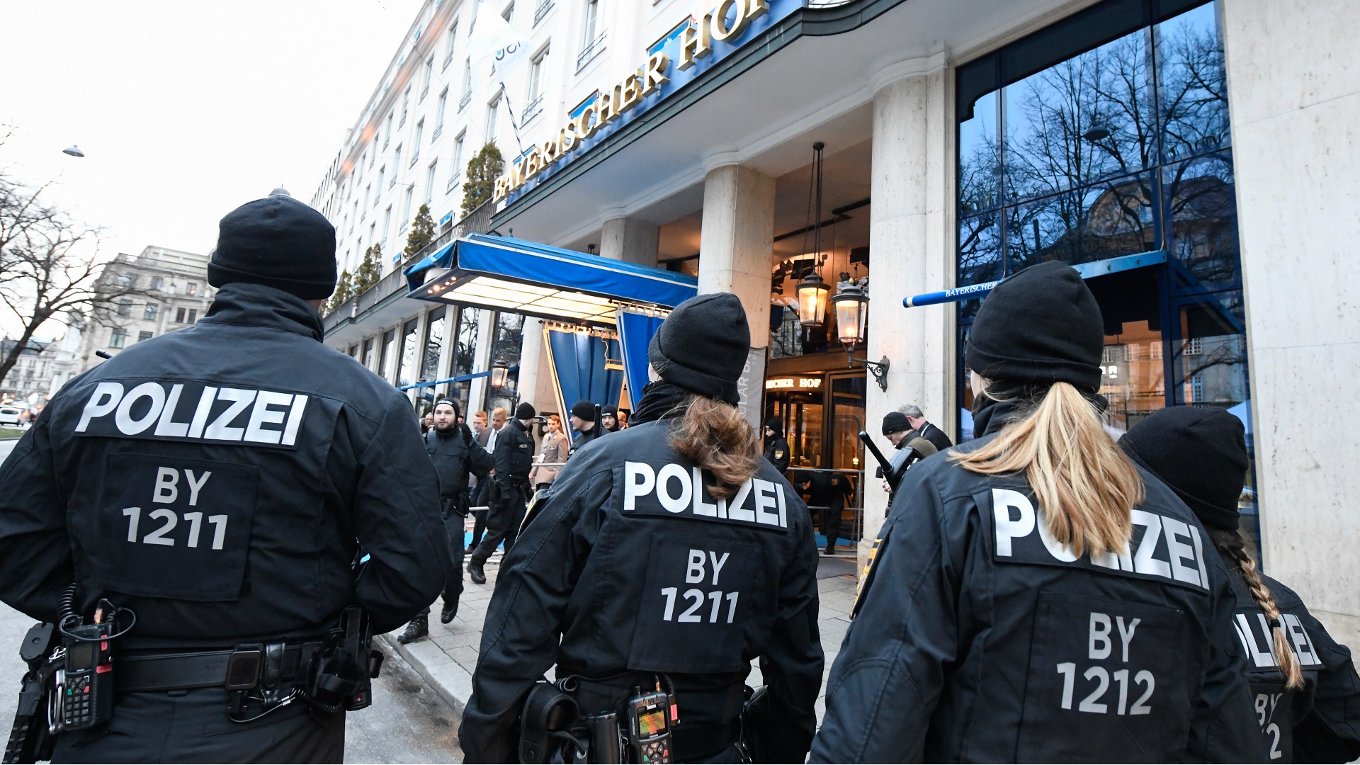 Image for the title: Two people dead after shooting in German supermarket – police 