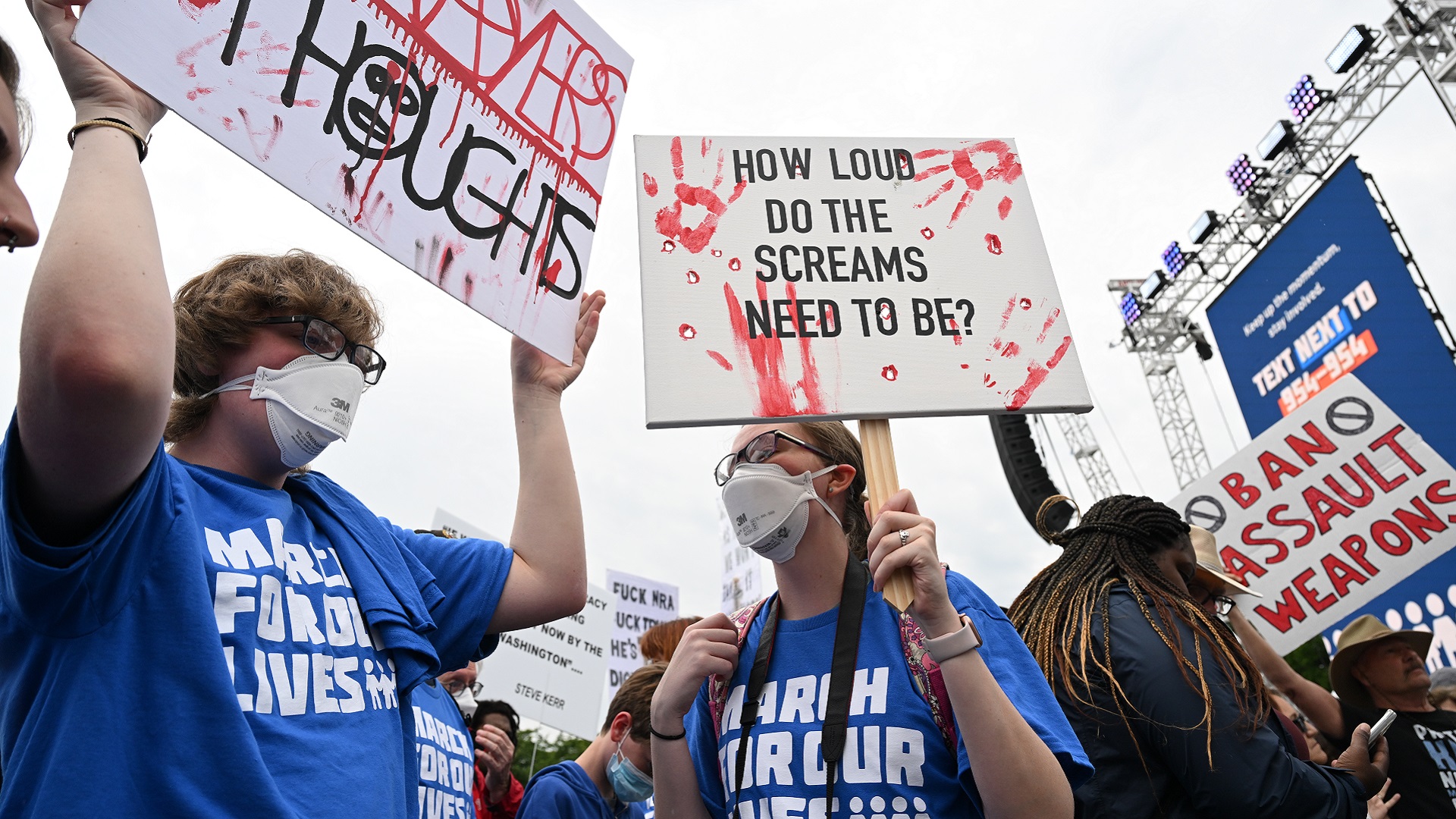 Image for the title: US: Thousands to demonstrate for action on gun violence 