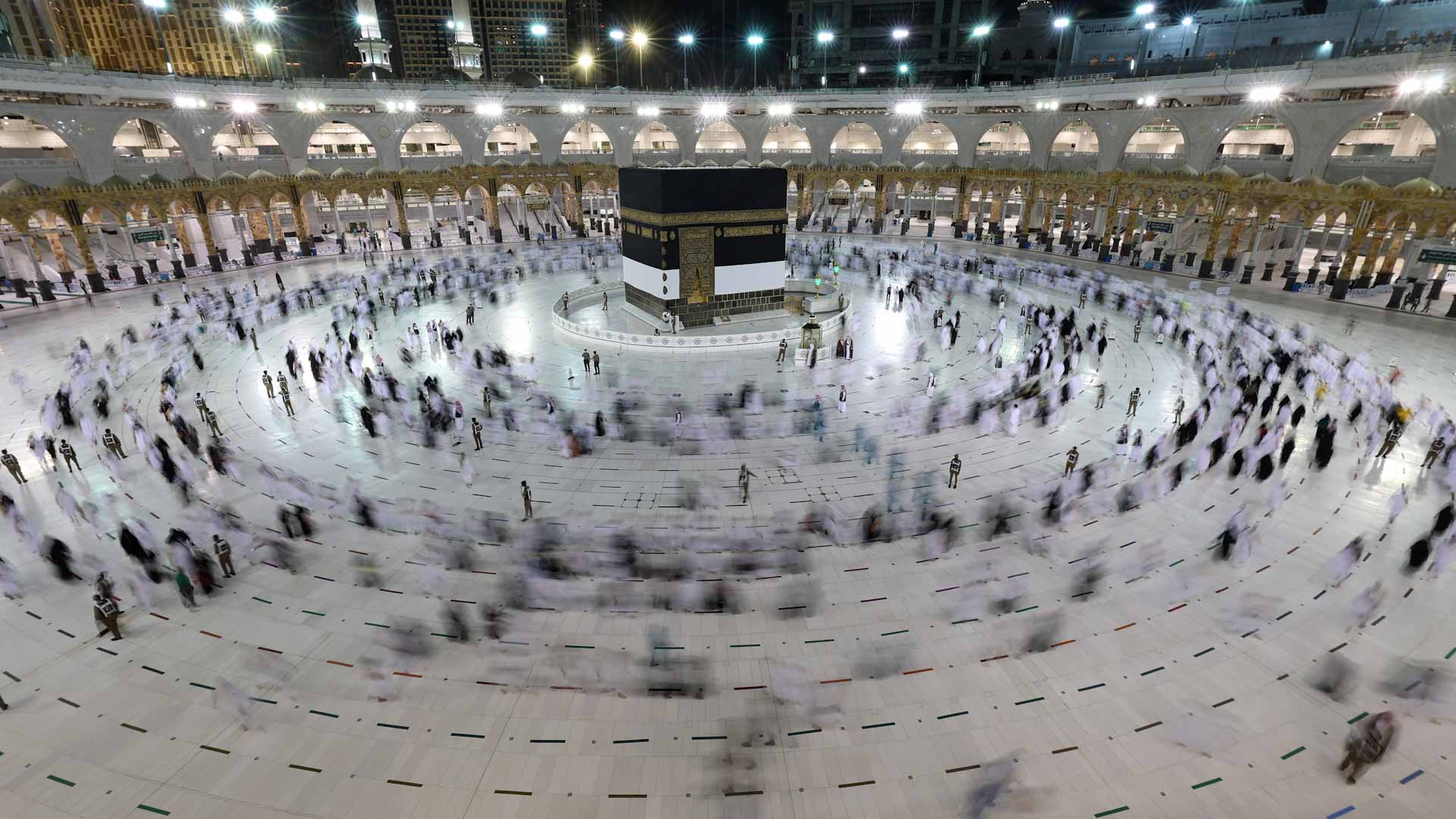 صورة بعنوان: السعودية تطلق 100 حلقة لتحفيظ القرآن الكريم لحجاج بيت الله الحرام 