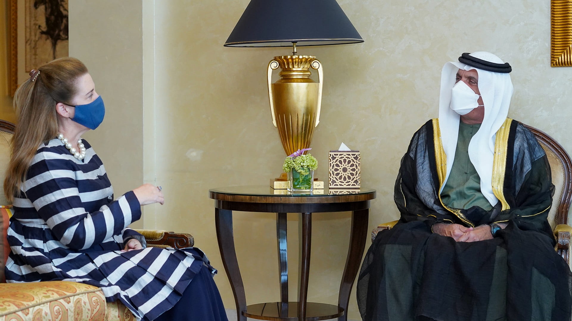 Image for the title: RAK Ruler receives Australian Ambassador 